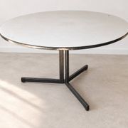 Table ronde Hein Salomonson pour AP Original, années 1960