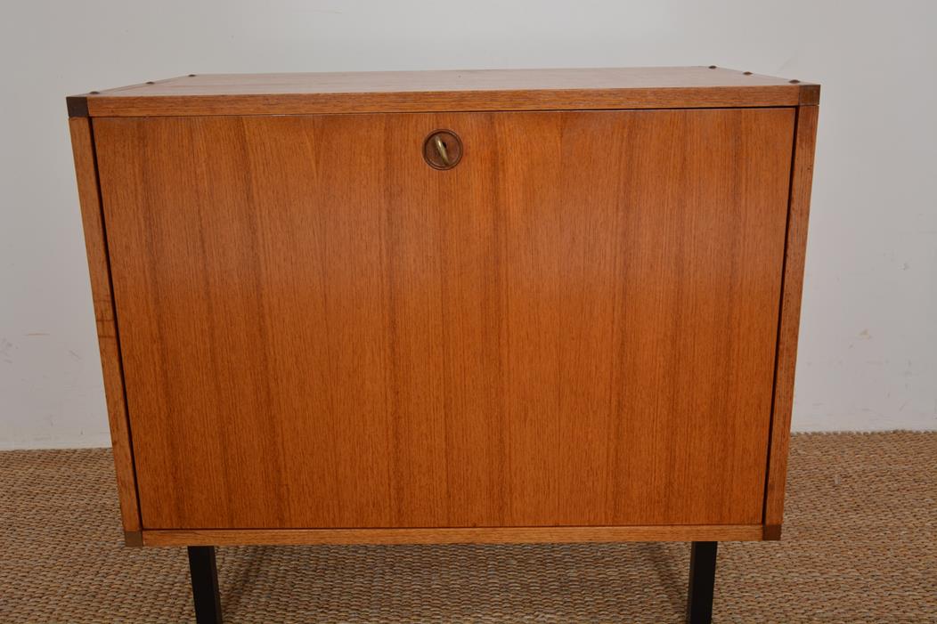 Meuble ARP vintage datant des années 50