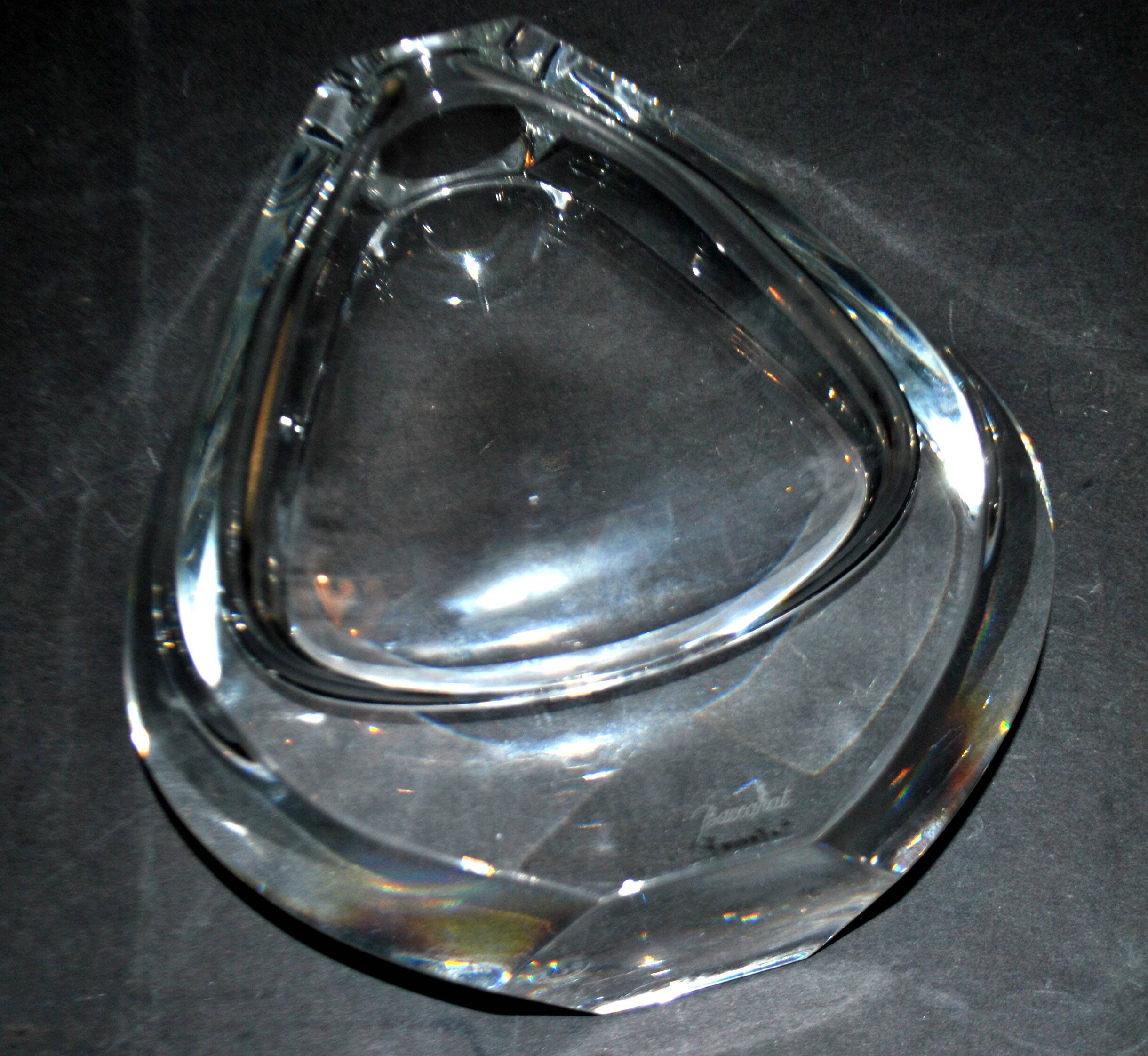 Neptune design vase in baccarat crystal signed designer thomas bastide 1988
