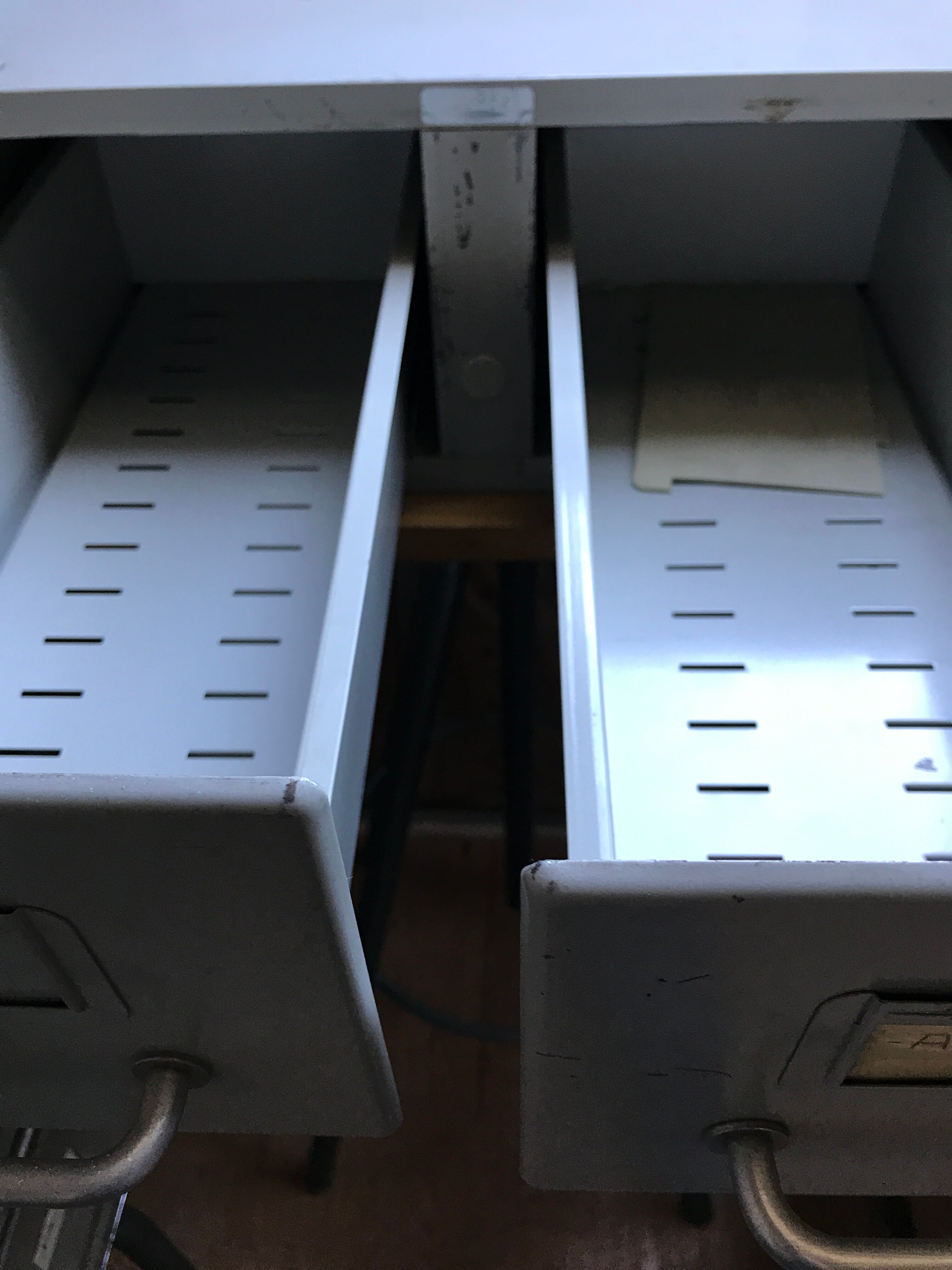 Val Rex industrial locker