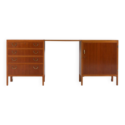 Buffet suédois des années 1950 de style moderne du milieu du siècle de David Rosen par Nordiska Ko