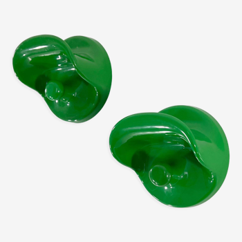 Set of 2 green "Gancio 4702" hooks by Olaf von Bohr for Kartell, 1970