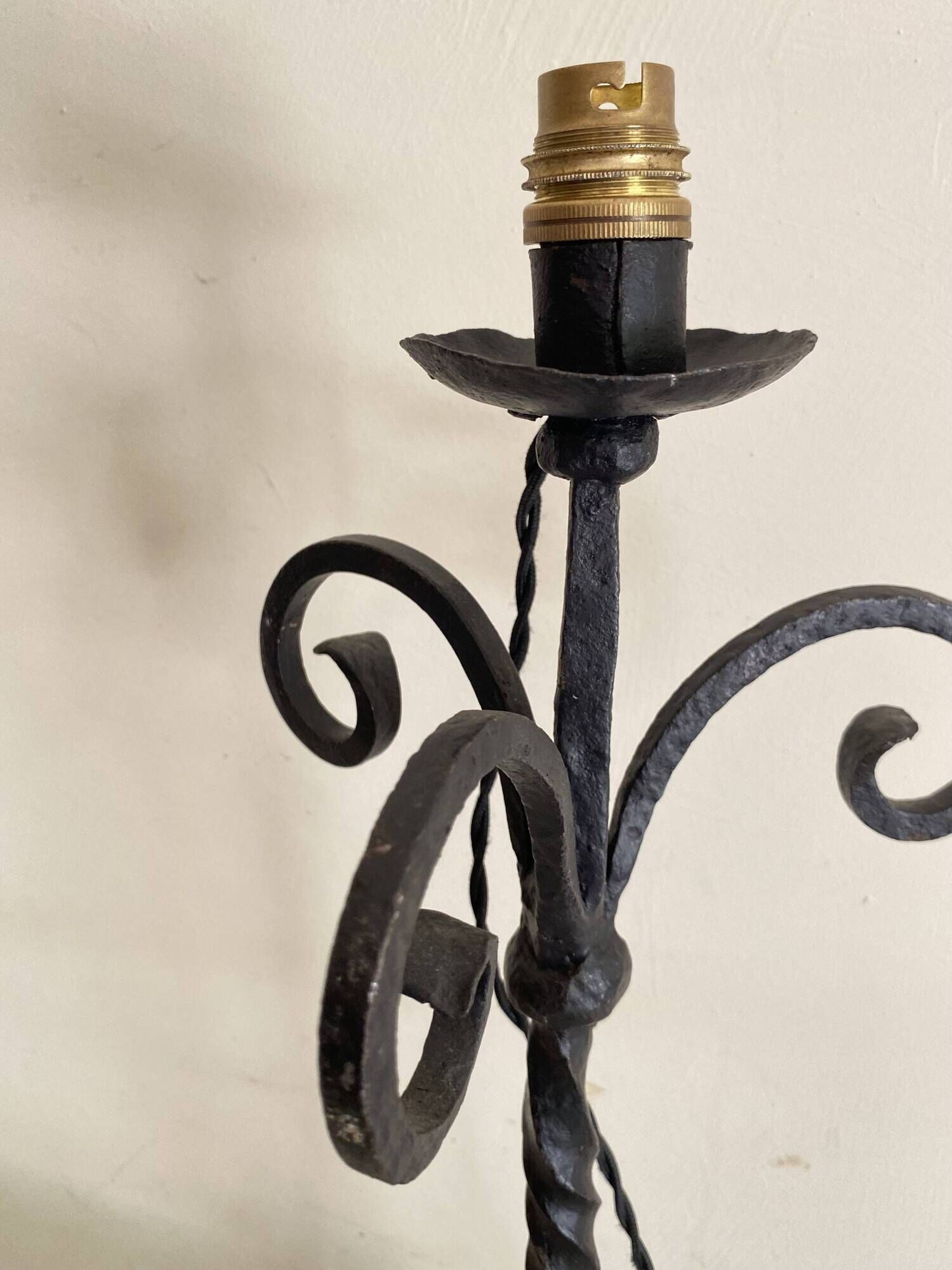 Wrought iron lamp, 2M fabric cable, conical lampshade