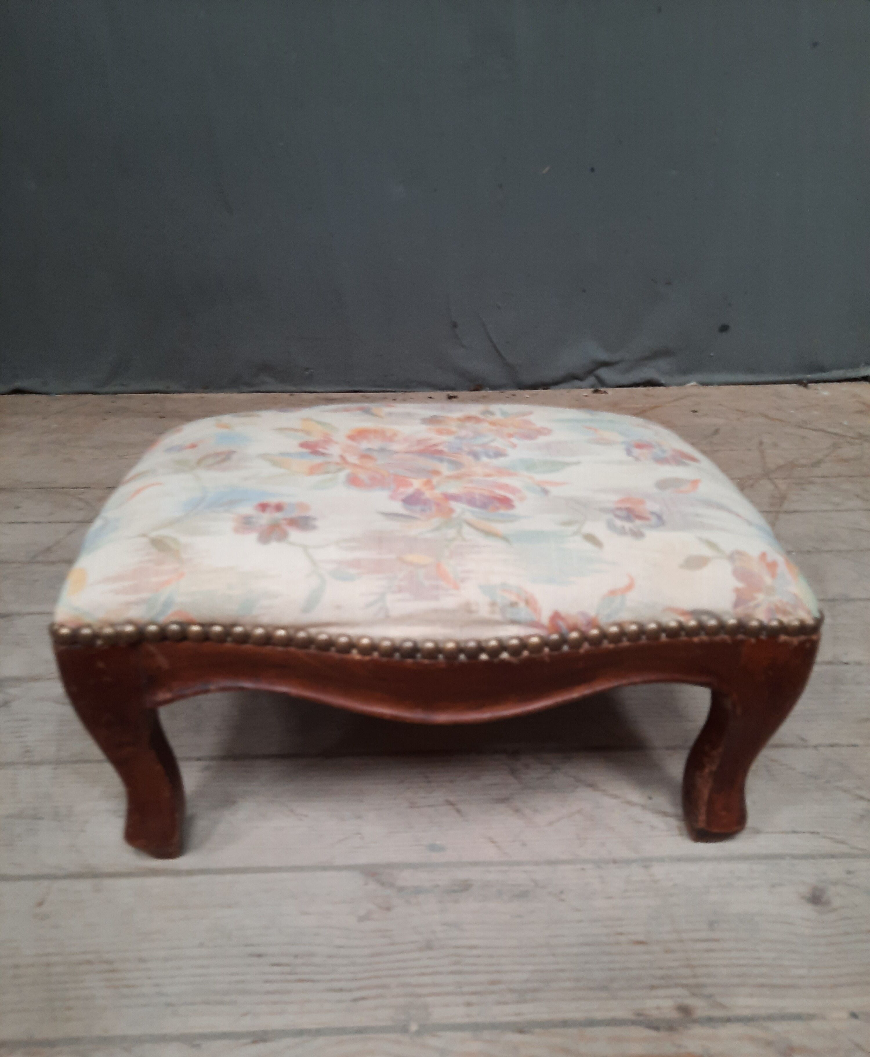 Footrest Louis XV style