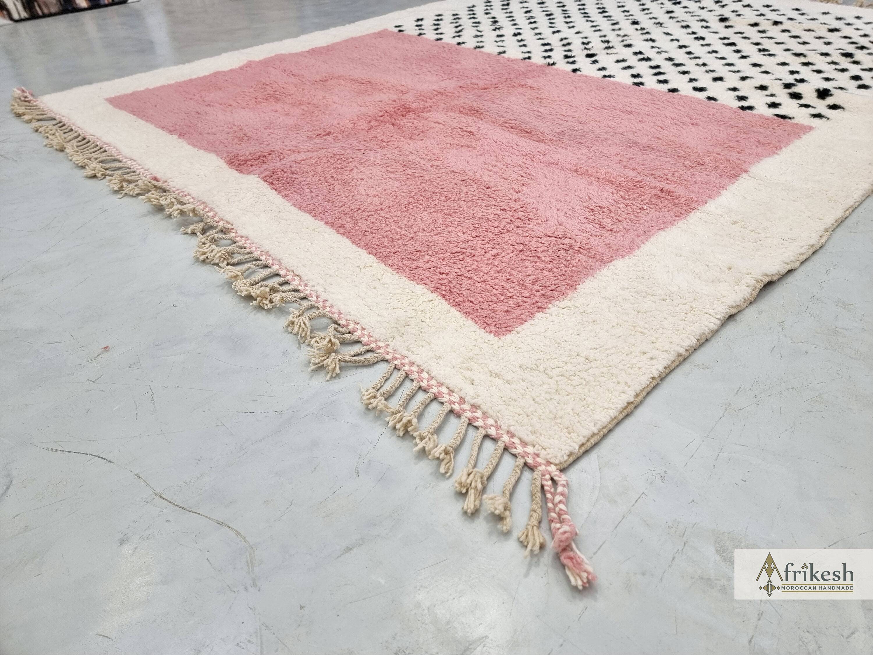 Traditional Berber rug 2.5 x 1.5 m