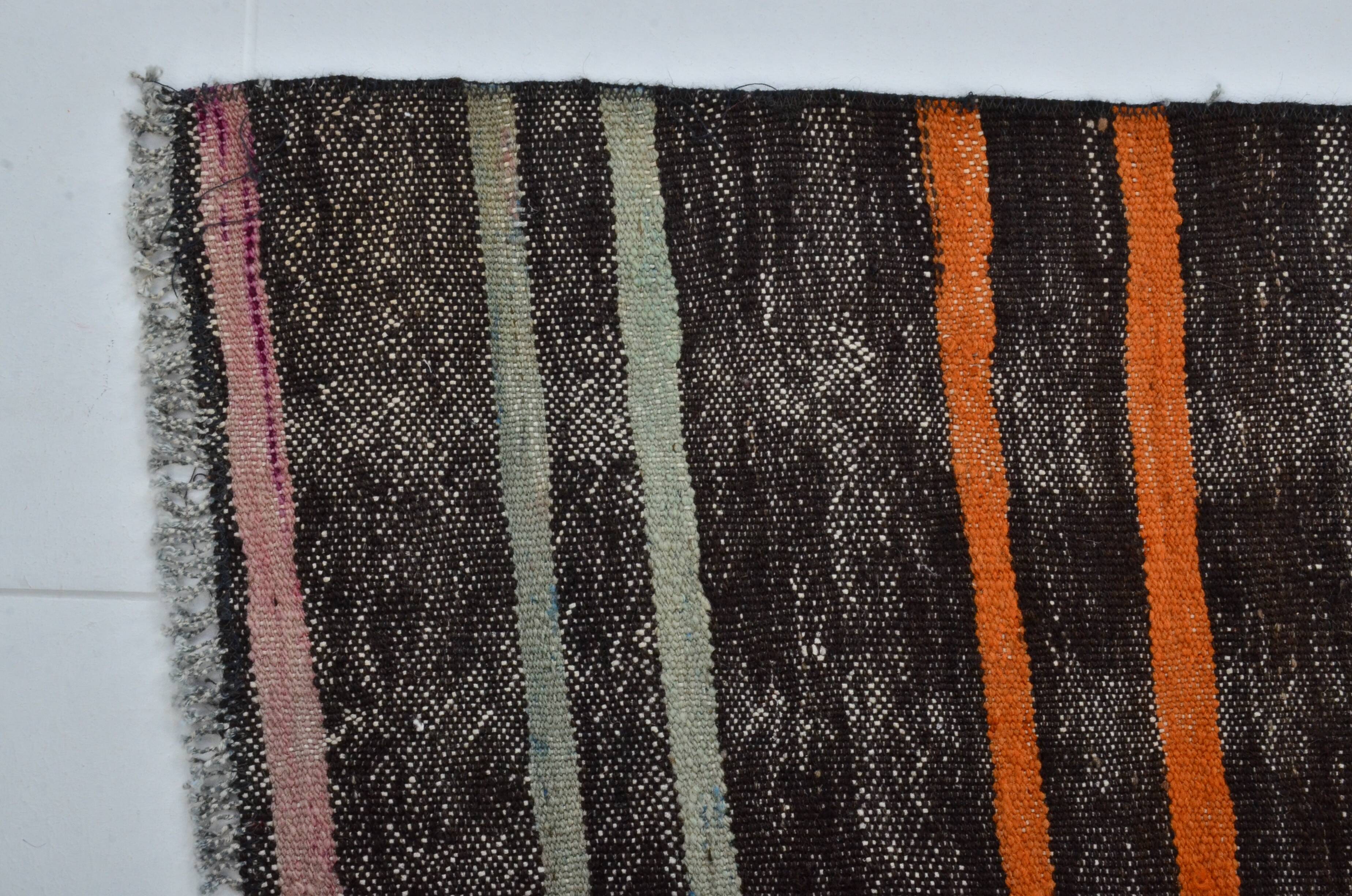 Vintage neutral kilim rug sku 3395
