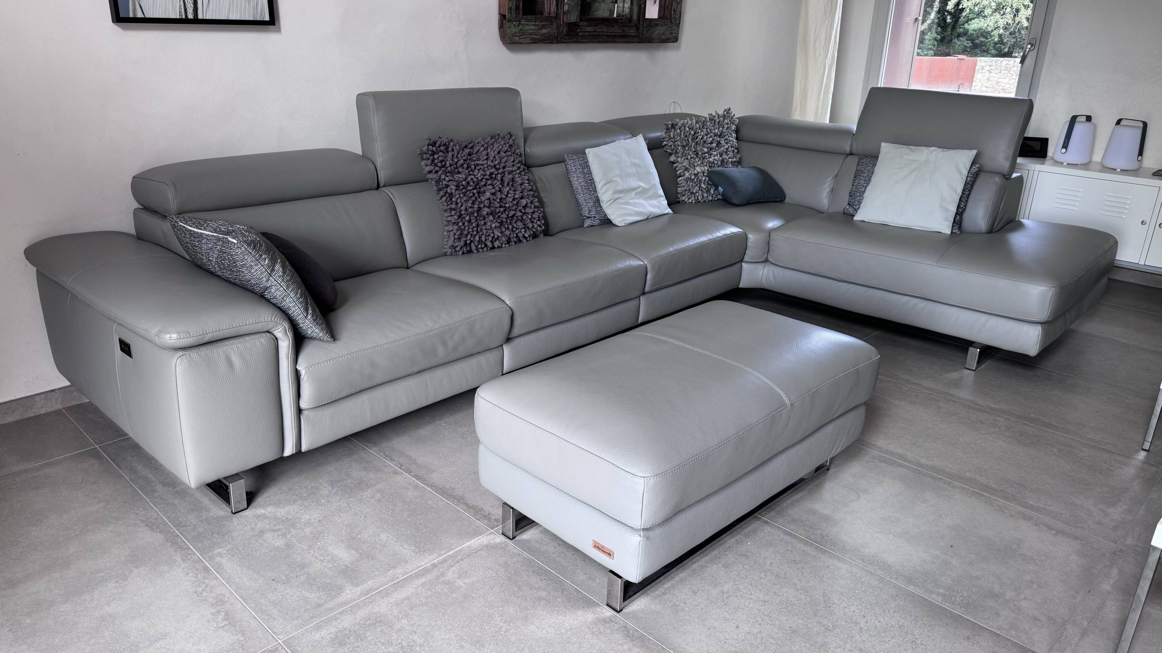 7-seater sofa + ottoman