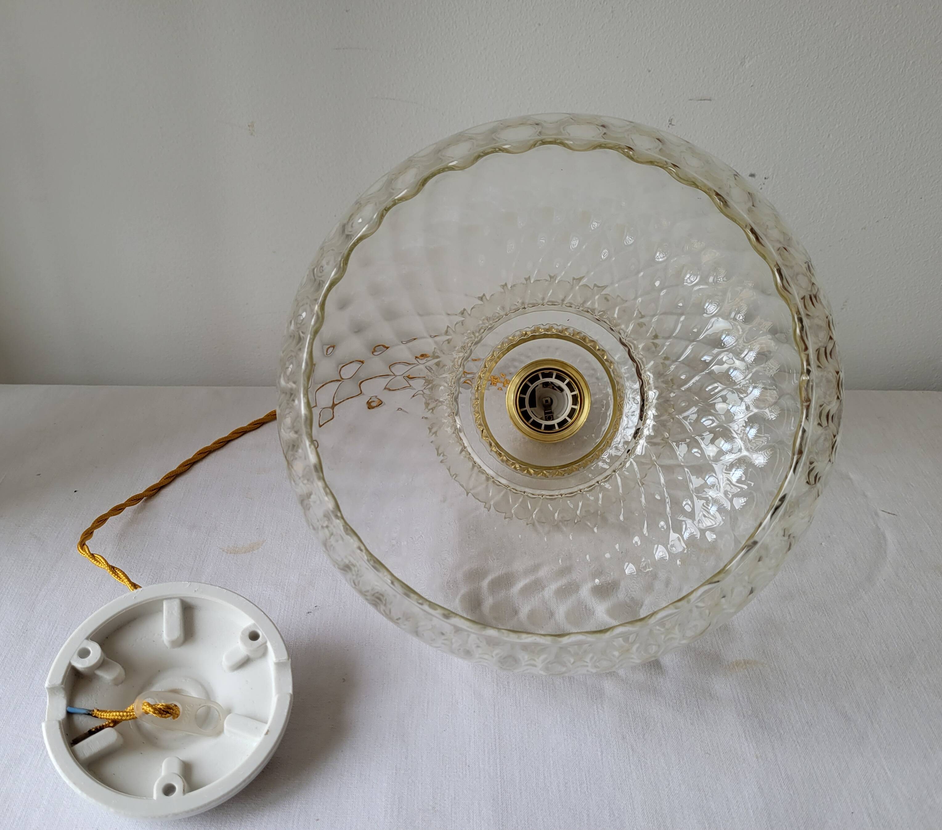 Suspension en verre strié 70s