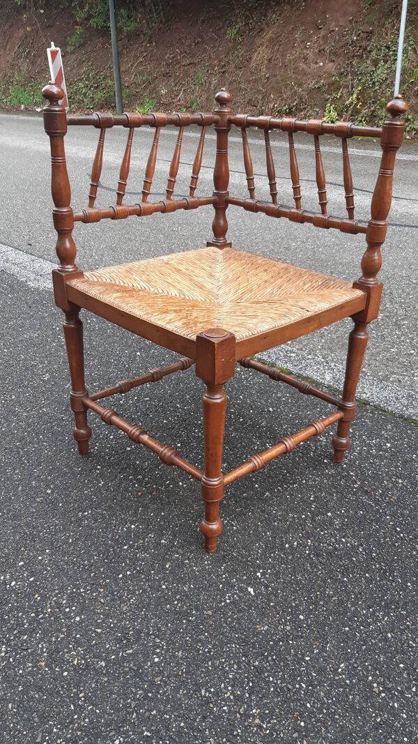 Chaise d'angle bois tourné assise paille