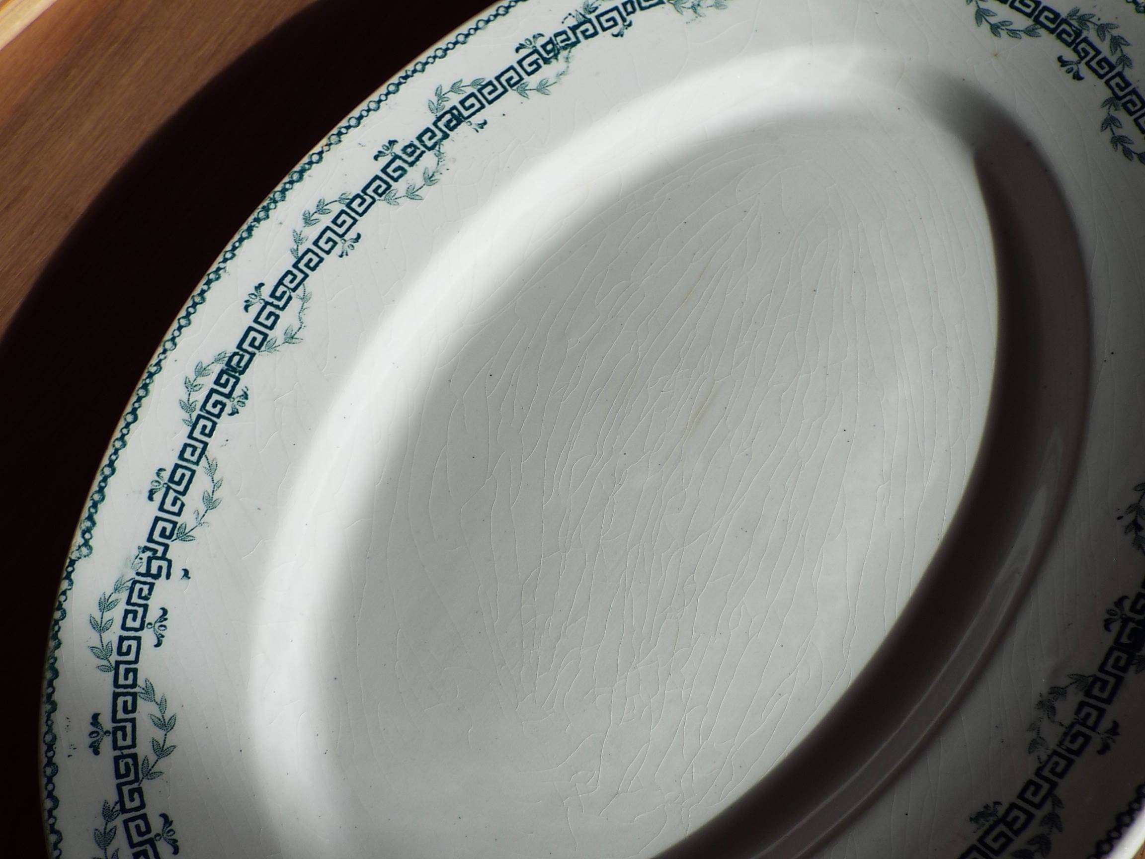 Iron earth oval dish