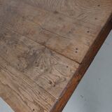 Table de salle à manger de ferme rustique française du 19ème siècle en chêne antique