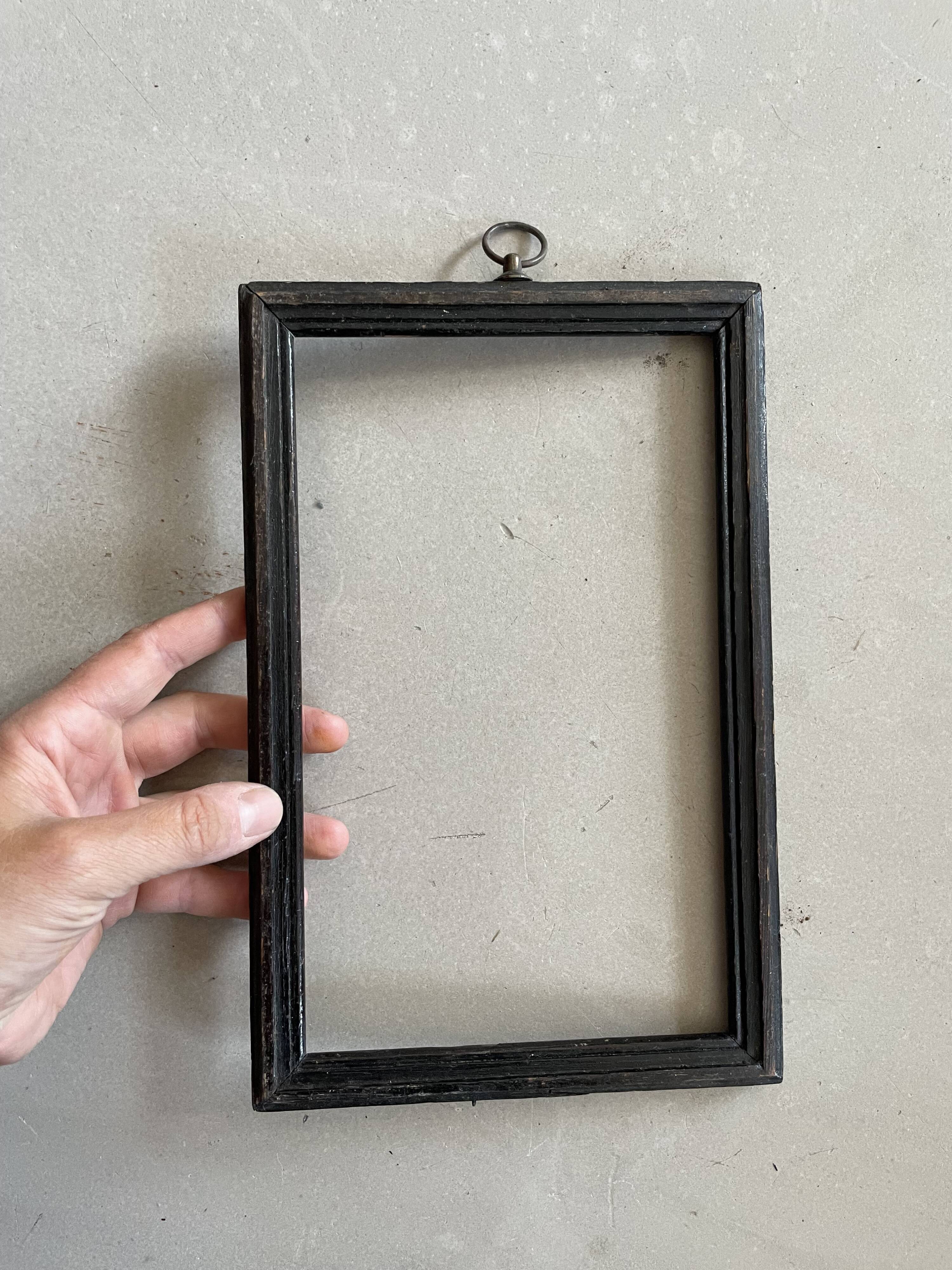 Small hanging frame 26x17cm