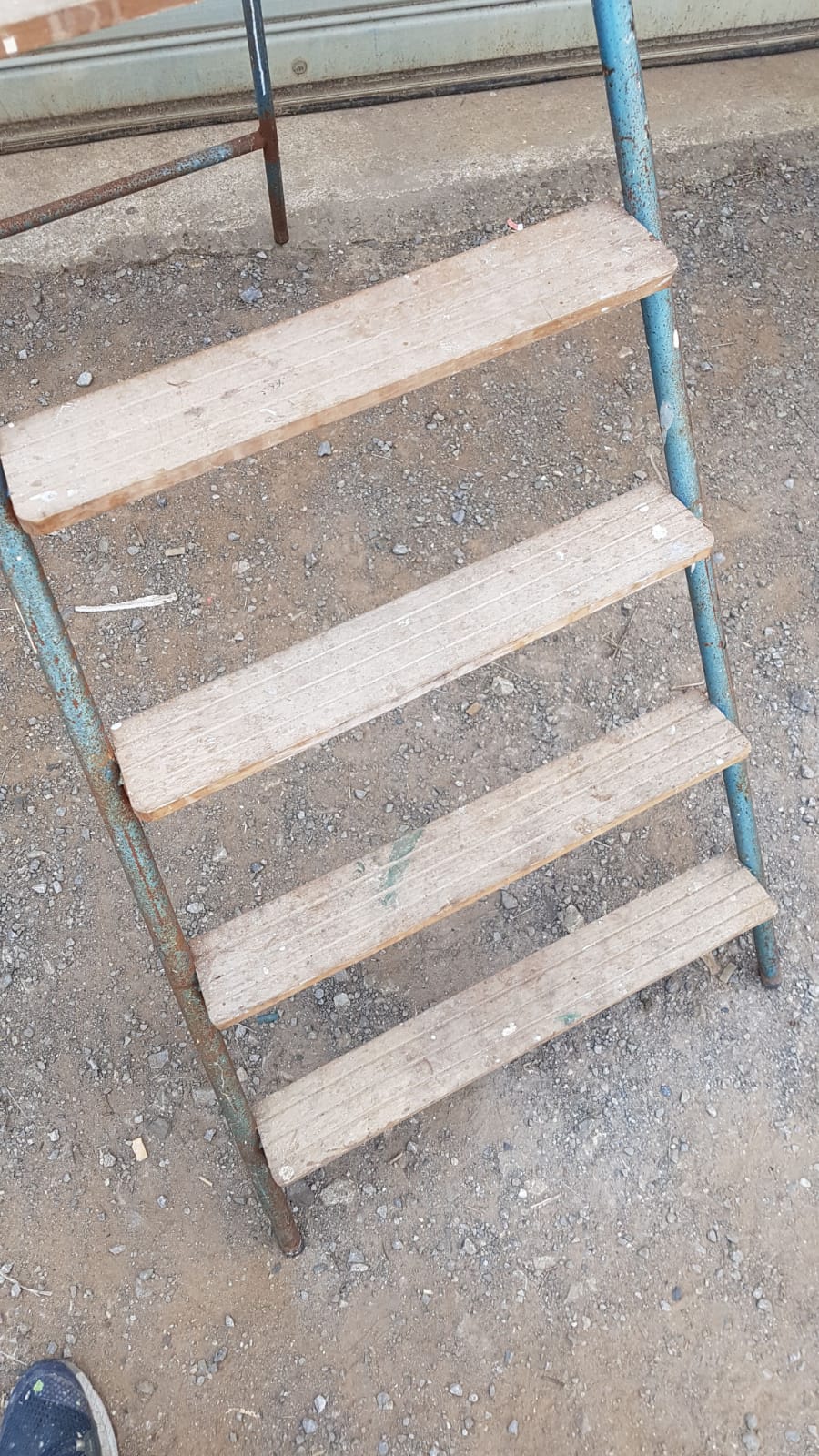 Old stepladder
