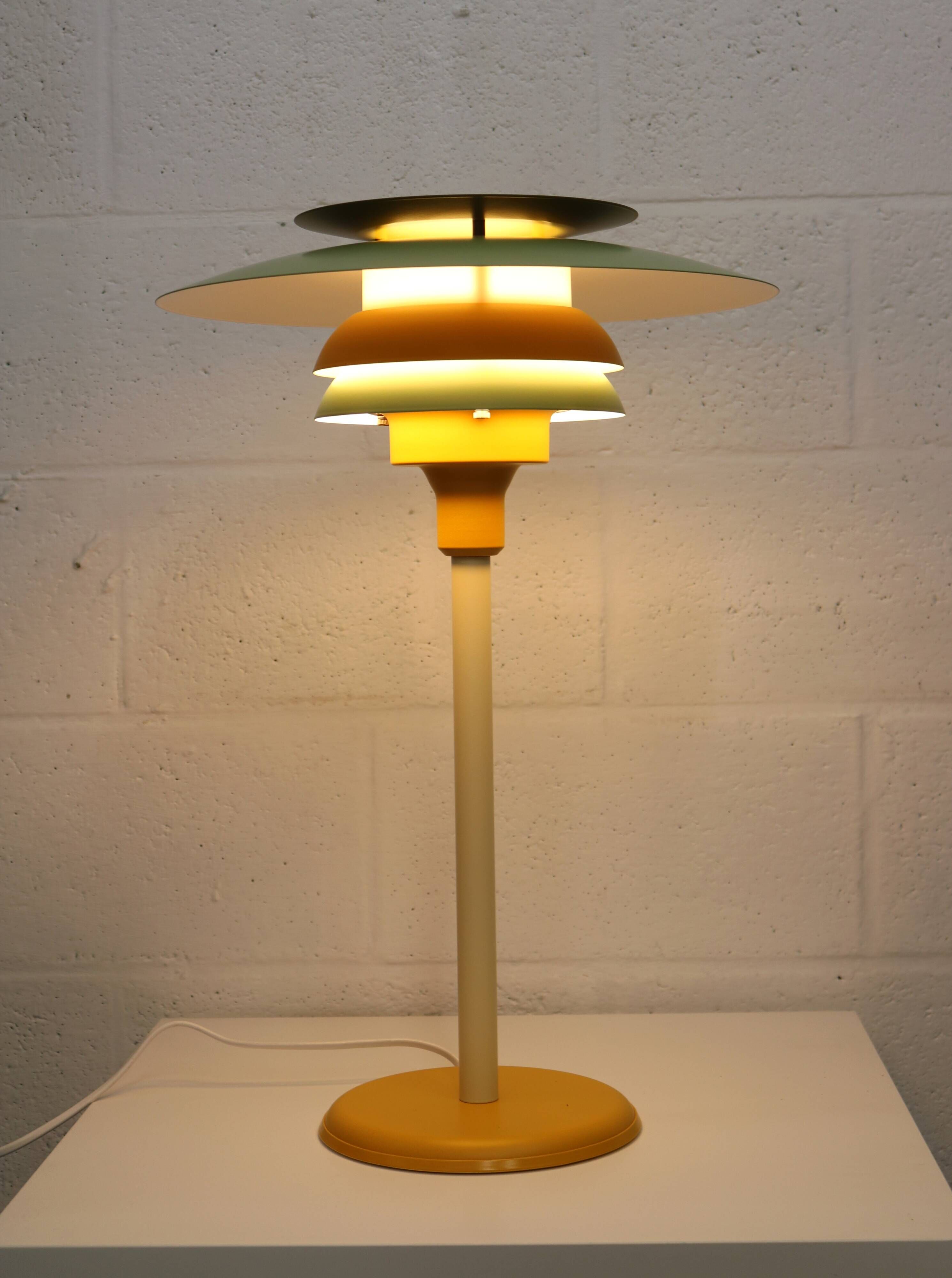Lampe de bureau danoise verte et jaune par Lyskaer - Modèle 2252