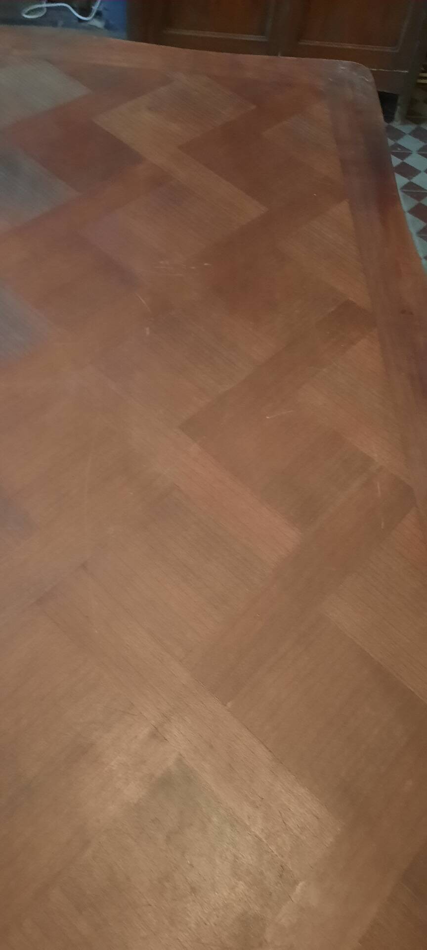Extendable table