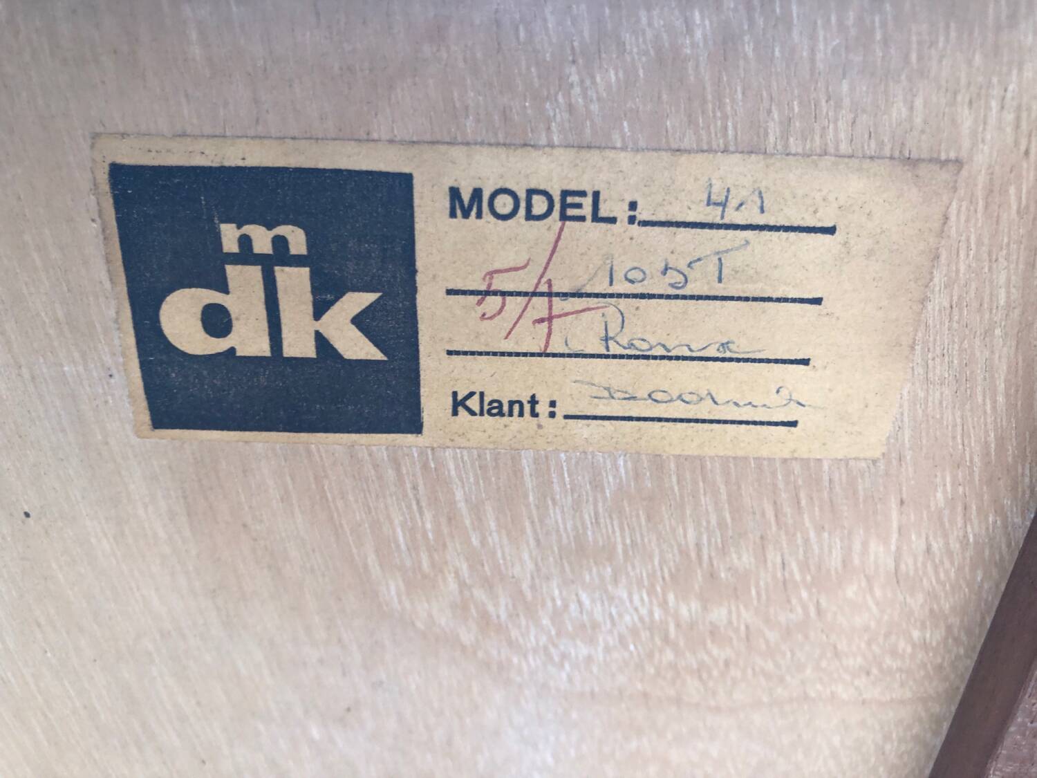 Scandinavian chest of drawers