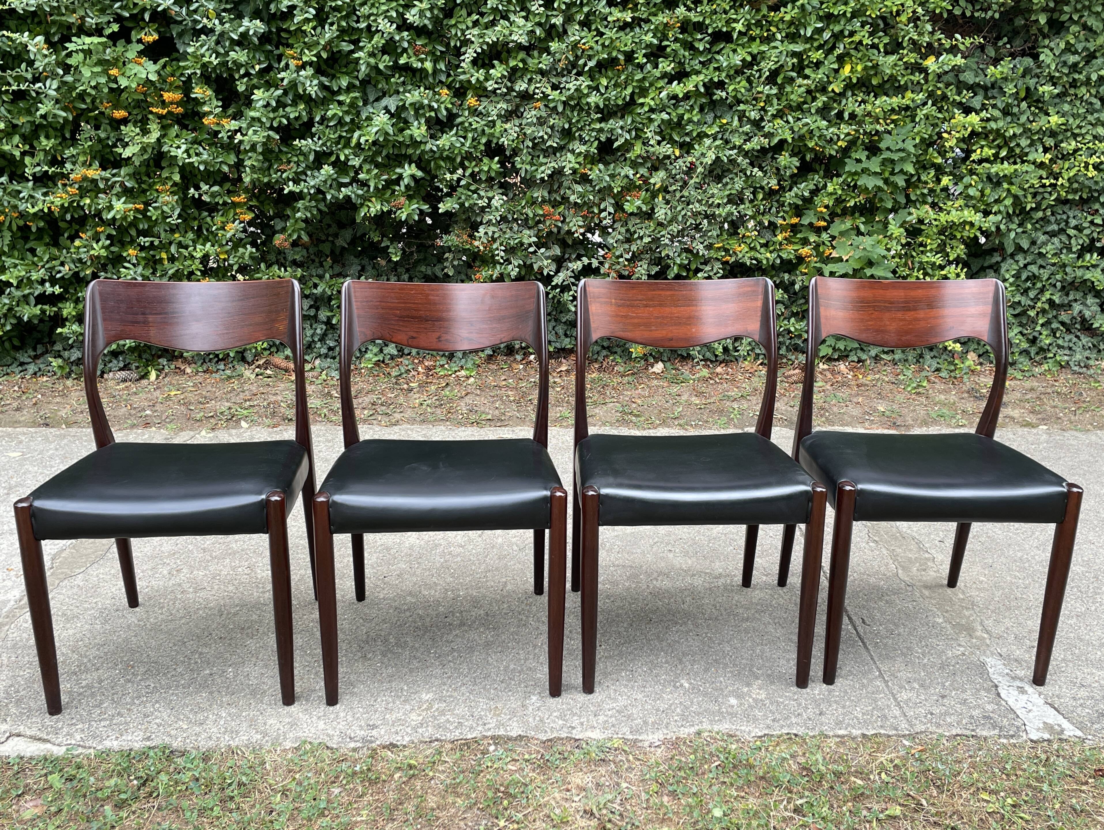 Suite of 4 rosewood chairs by Cor Botenbal for Fristho Franeker