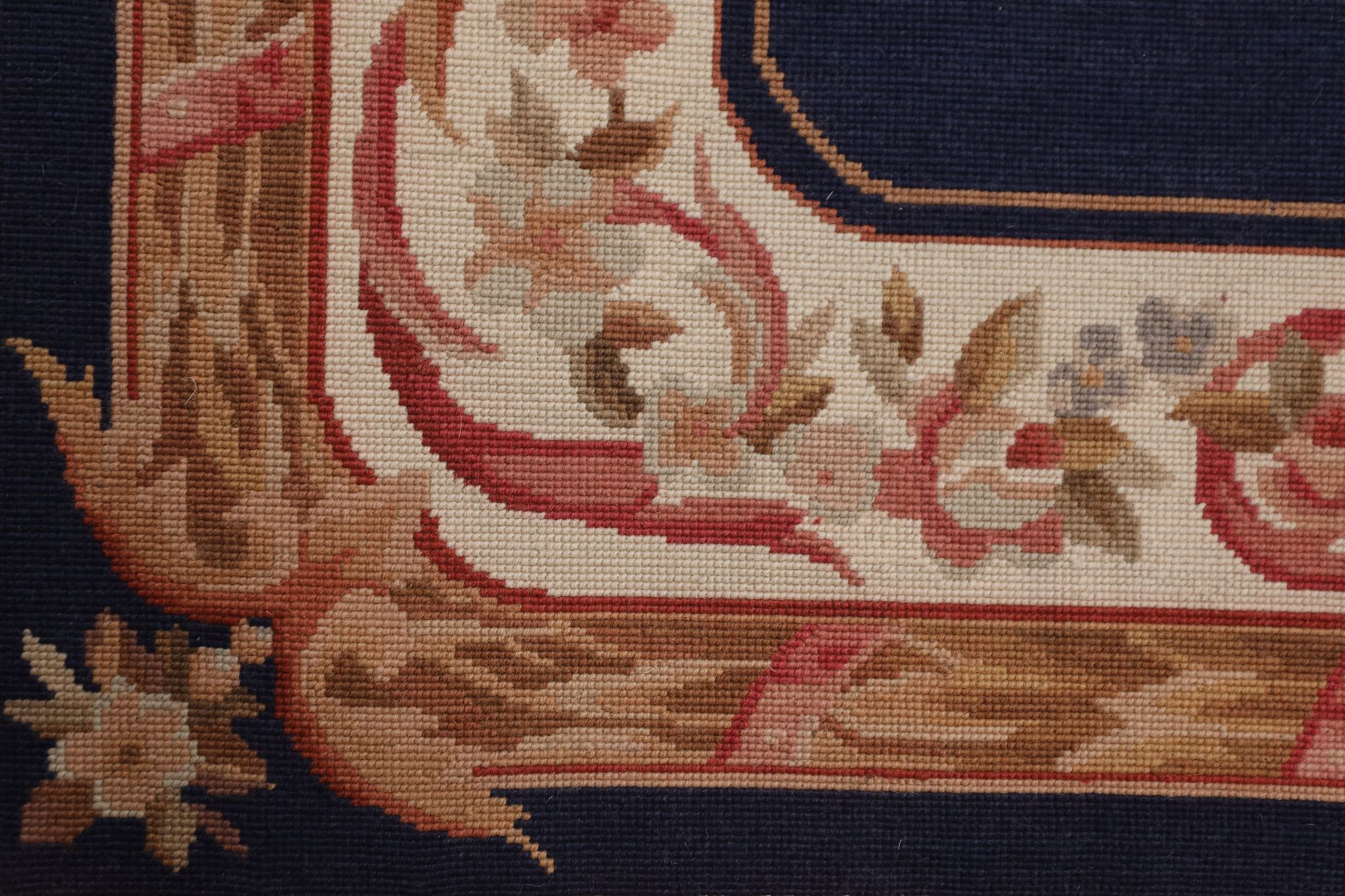 Tapis en laine à la main - 91x152cm