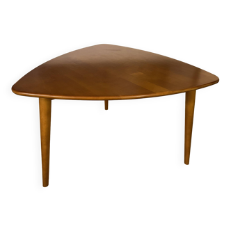Scandinavian coffee table 3 legs - Stolab