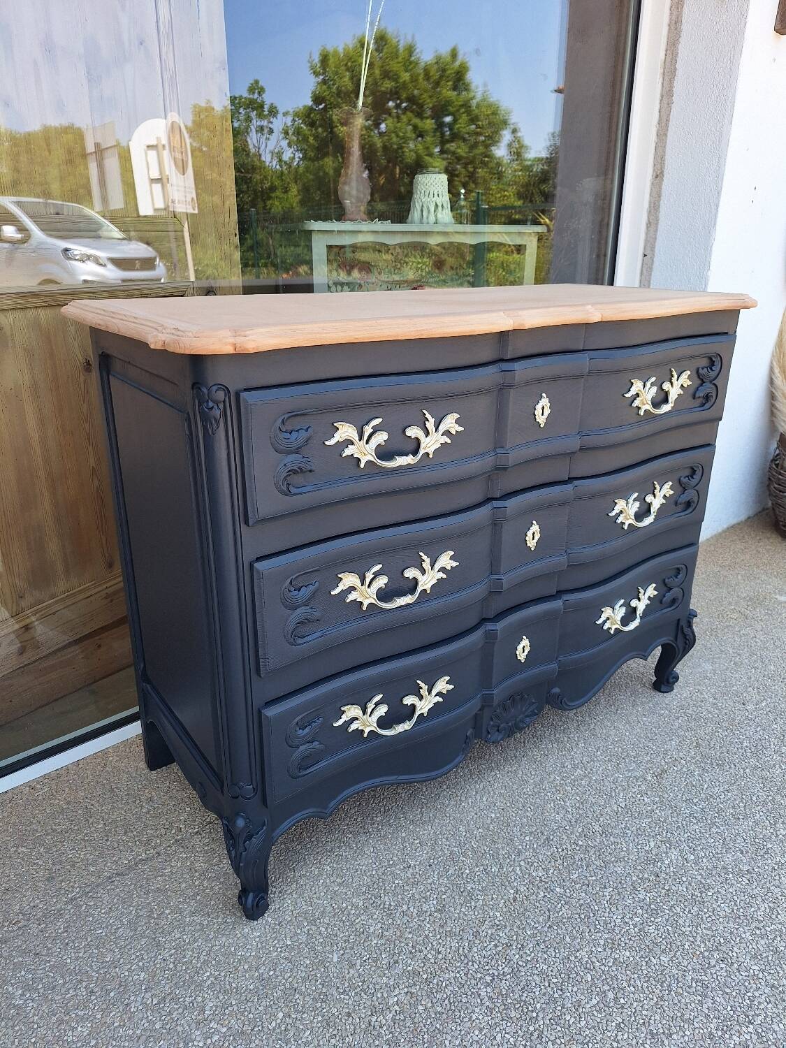 Regency chest of drawers