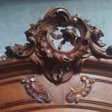 Rocaille walnut cabinet