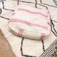 Housse de pouf berbère  kilim à rayures roses fuchsia