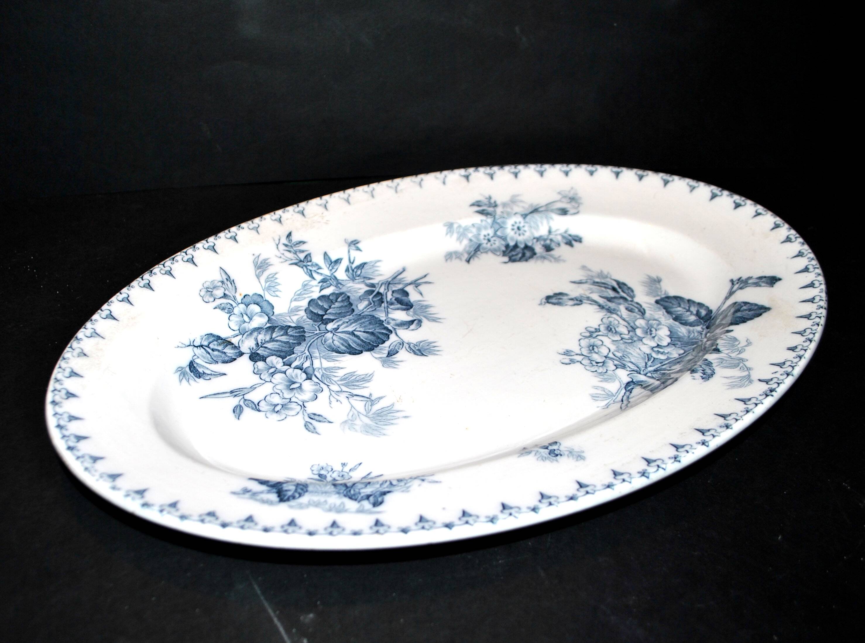 SARREGUEMINES FLORE Large Oval Platter with blue flower decoration U&C 36cm