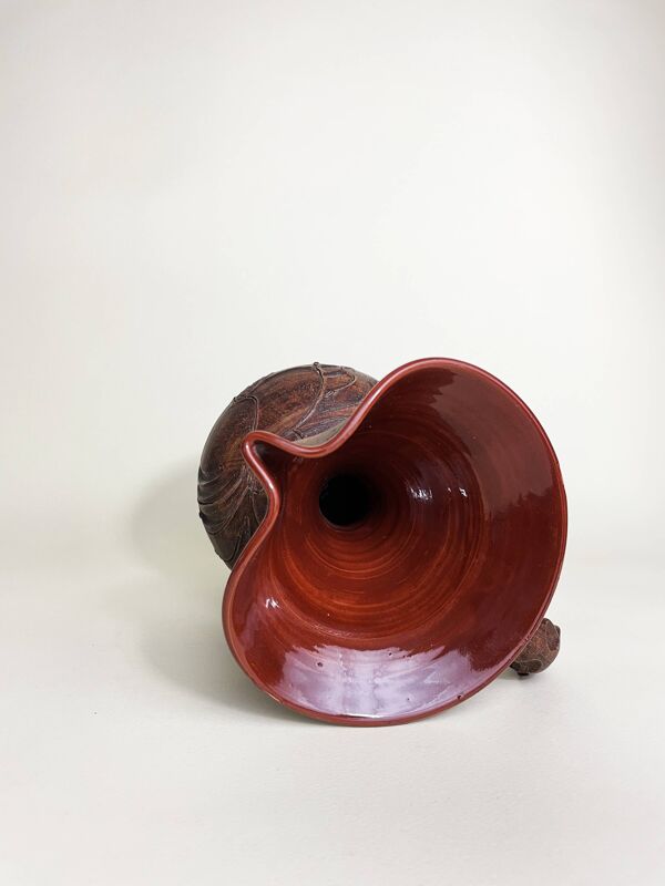 Vase Pichet en Terre Cuite Intérieur Émaillé Effet Bois Gravé