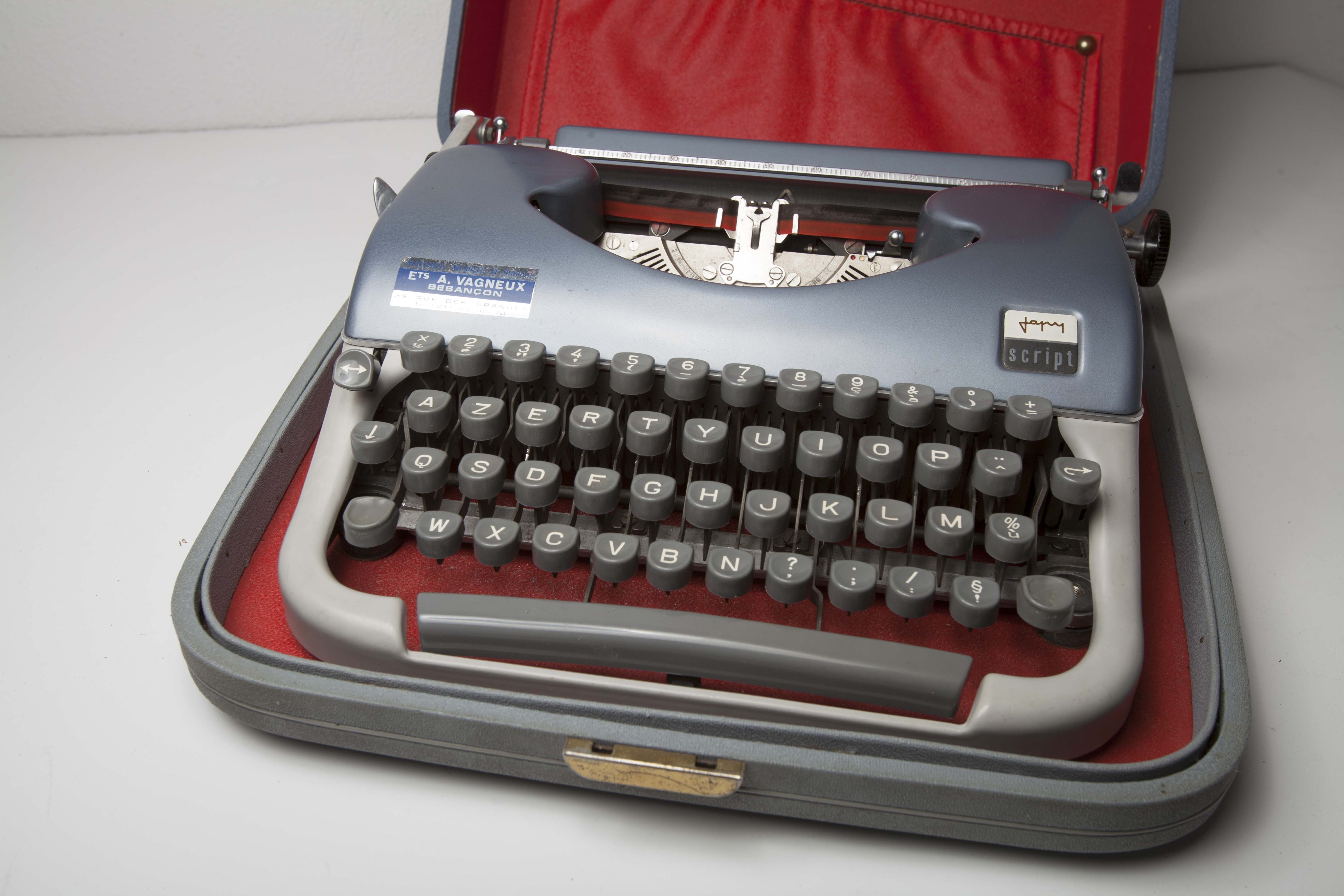 Typewriter japy script