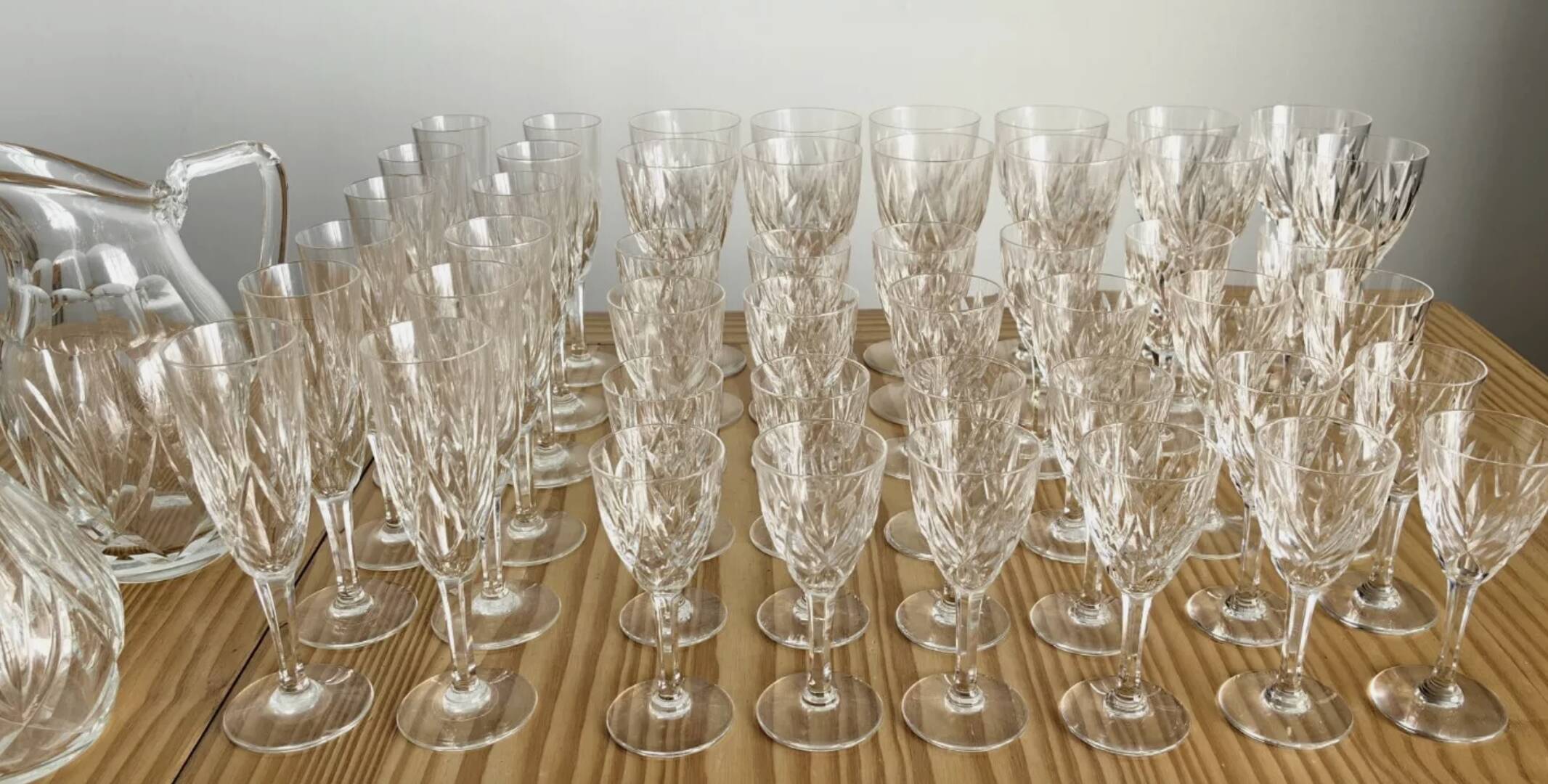 Complete Saint Louis crystal service - Chantilly pattern (50 pieces)