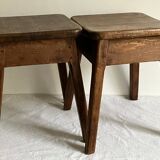 Paire d'anciens tabourets en bois