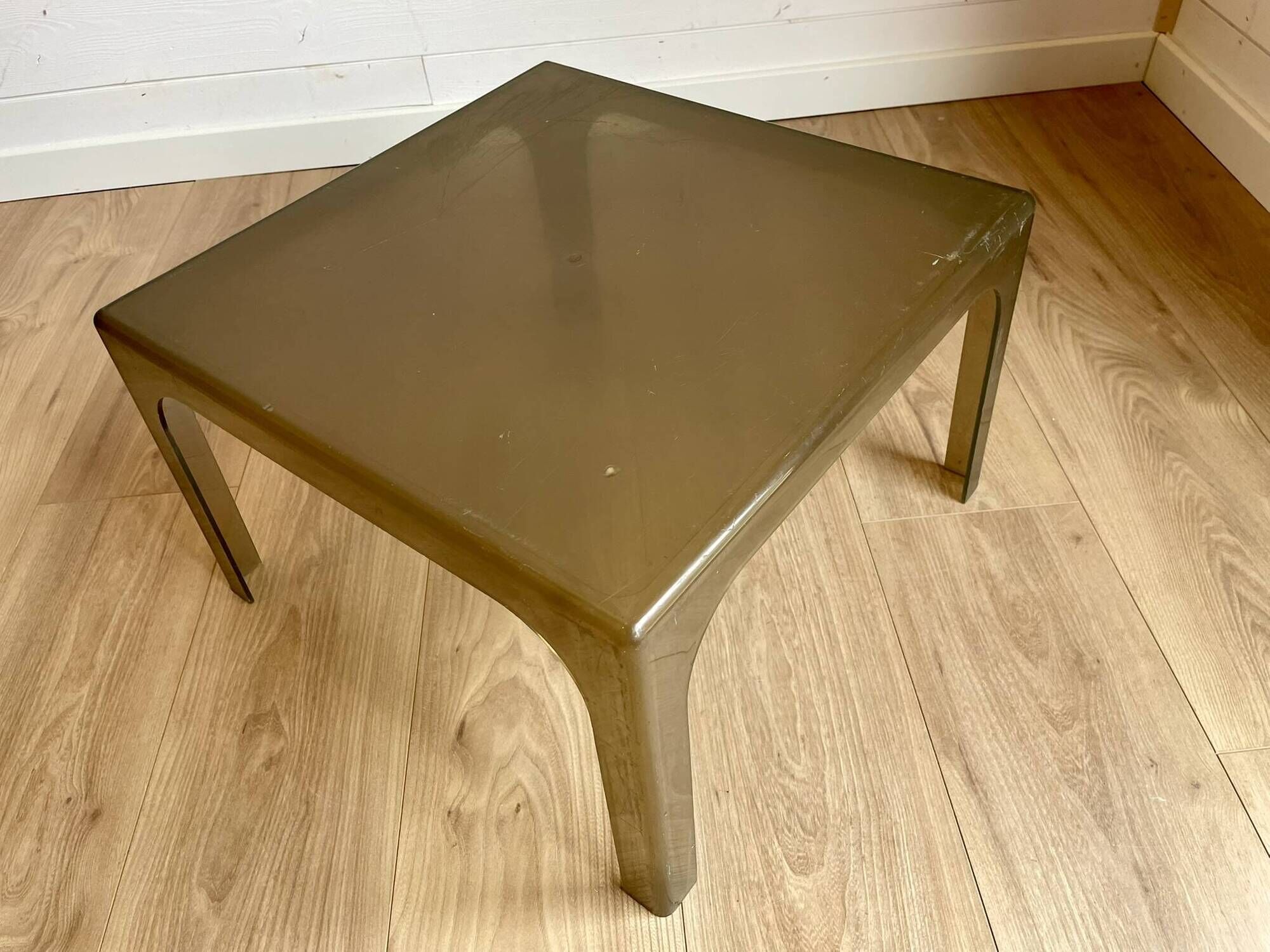 3 vintage smoked plexiglass coffee tables / side tables – Space Age