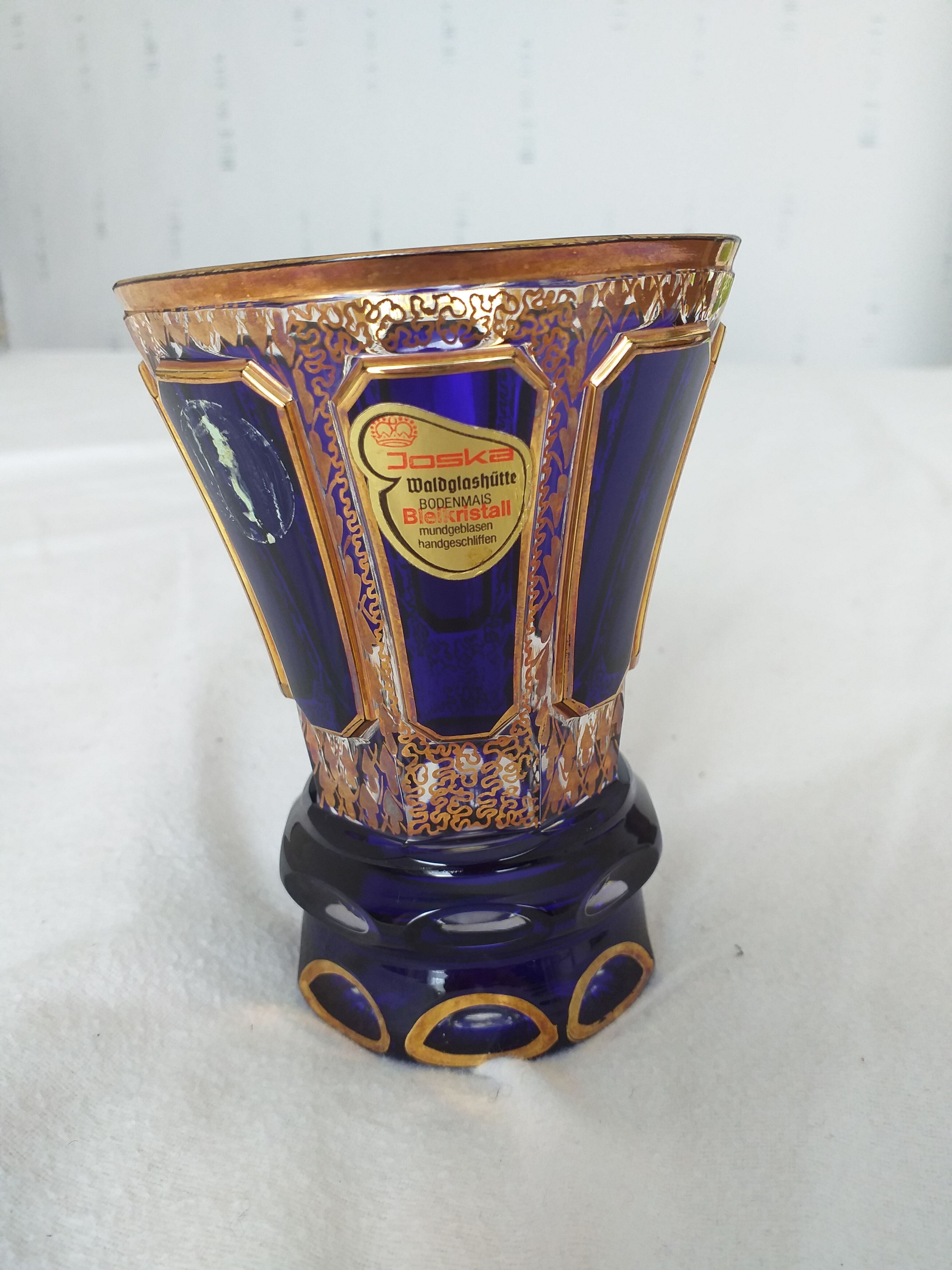 Verres en cristal coloré
