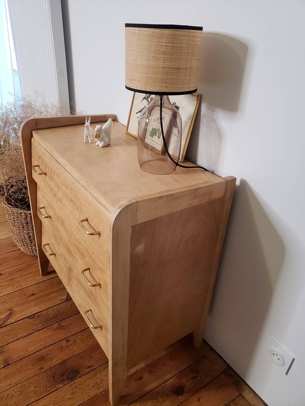vintage chest of drawers