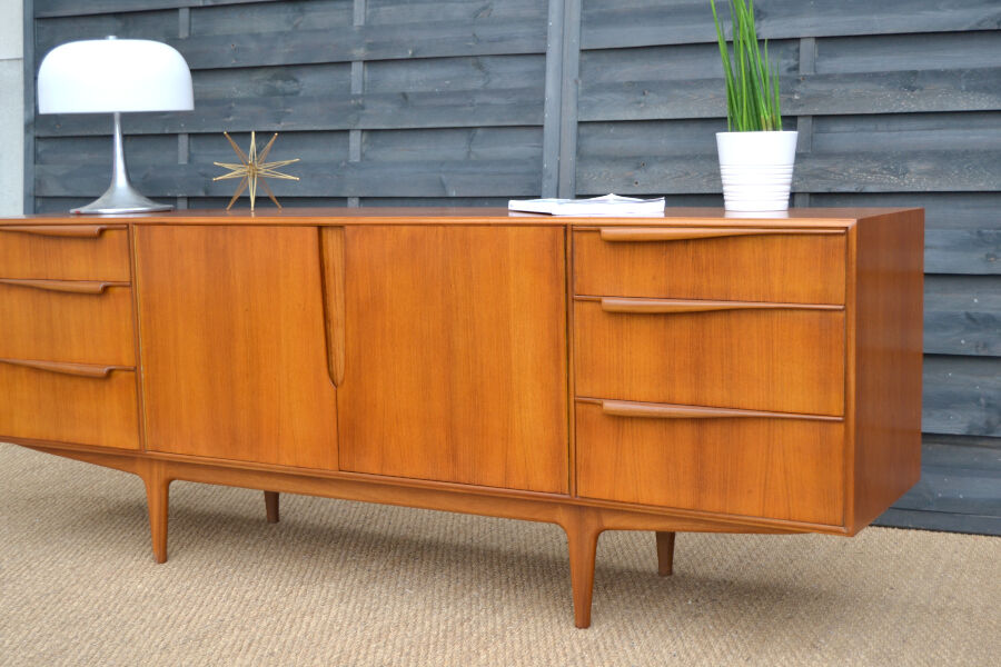 McIntosh sideboard  201.5 cm
