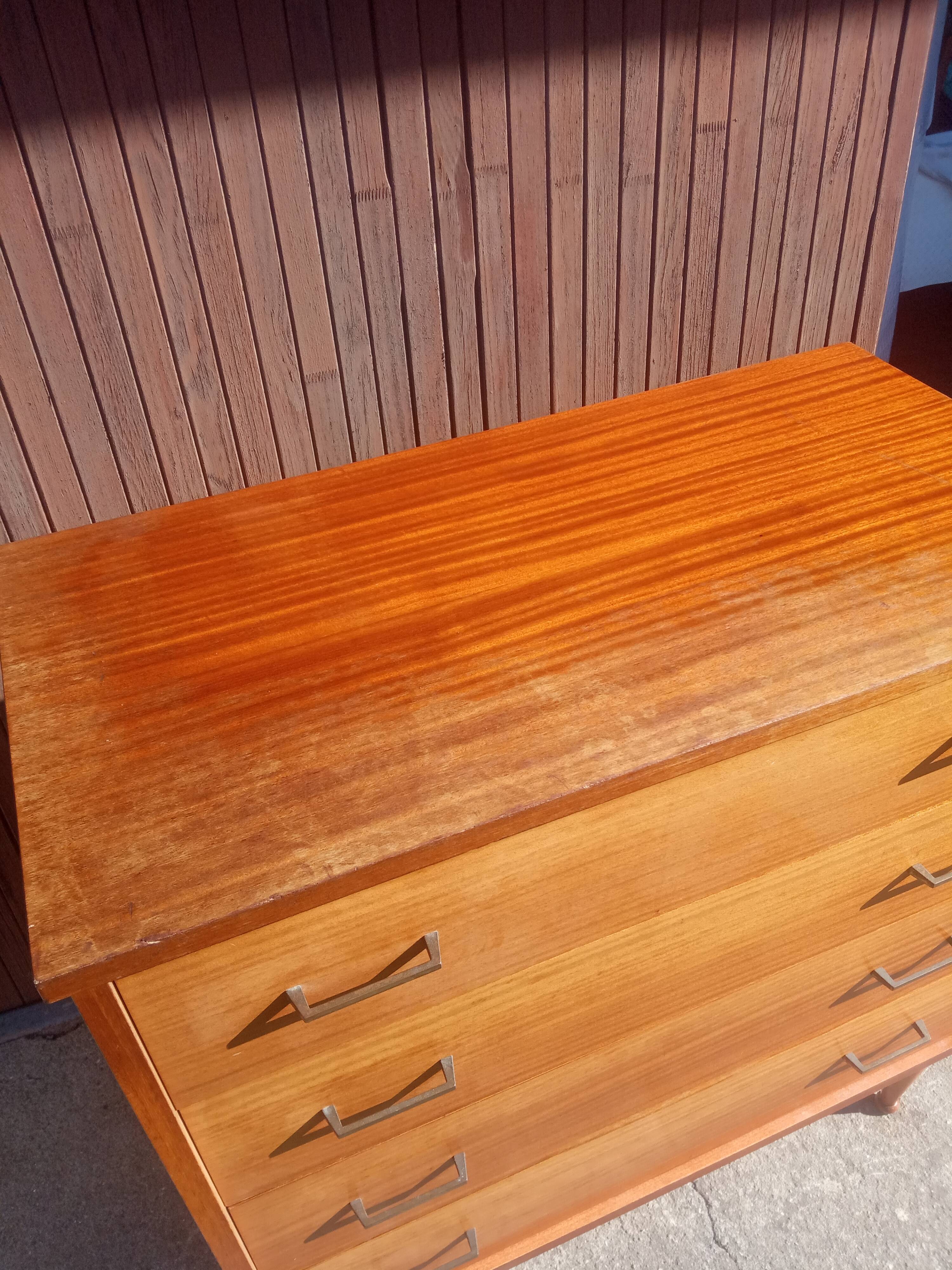Commode vintage