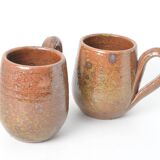 Pair of stoneware mugs – Vintage handmade ceramics – Speckled brown tones