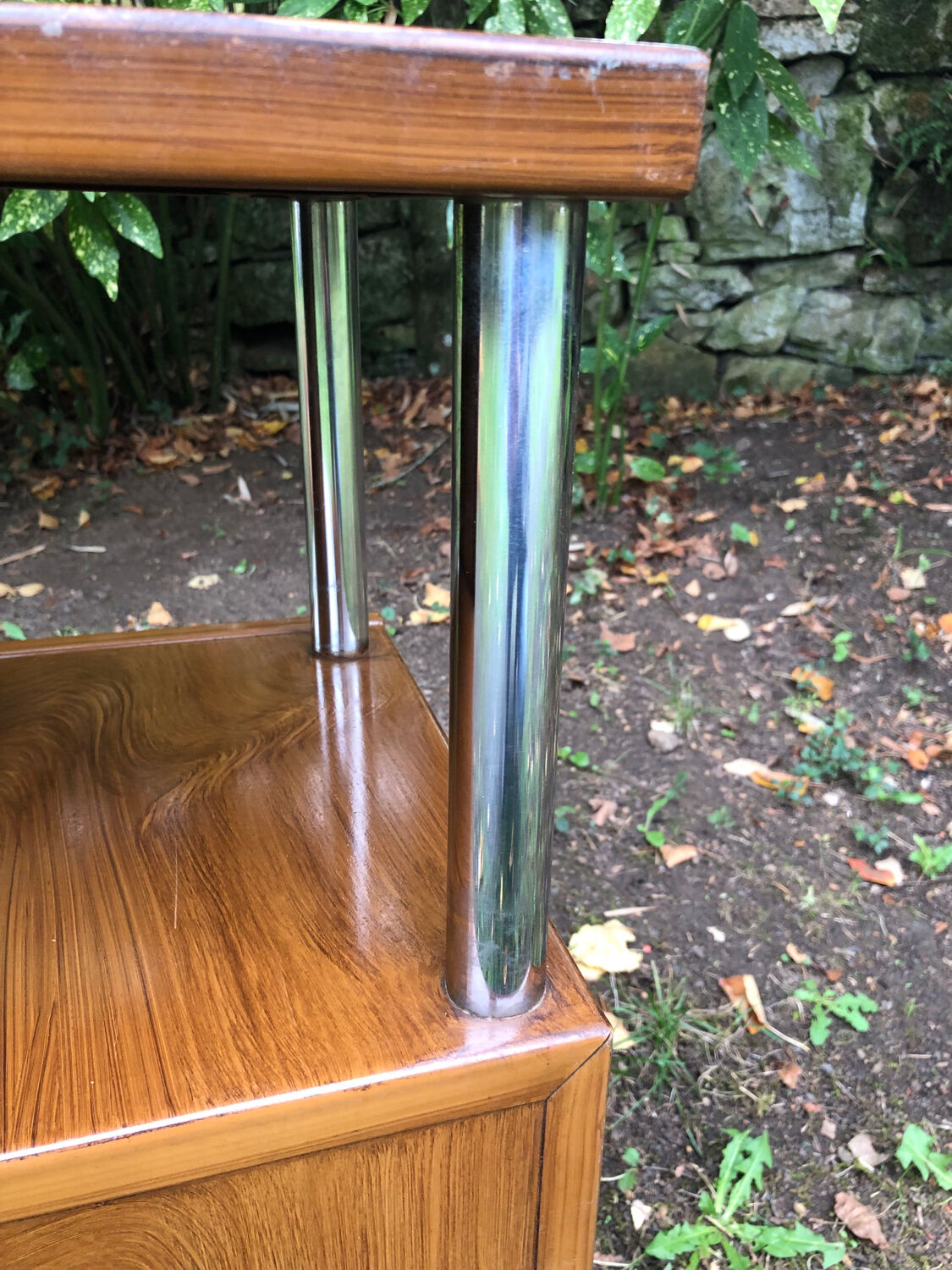 Table de chevet métal