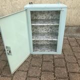 Armoire à pharmacie métallique 1950/60s