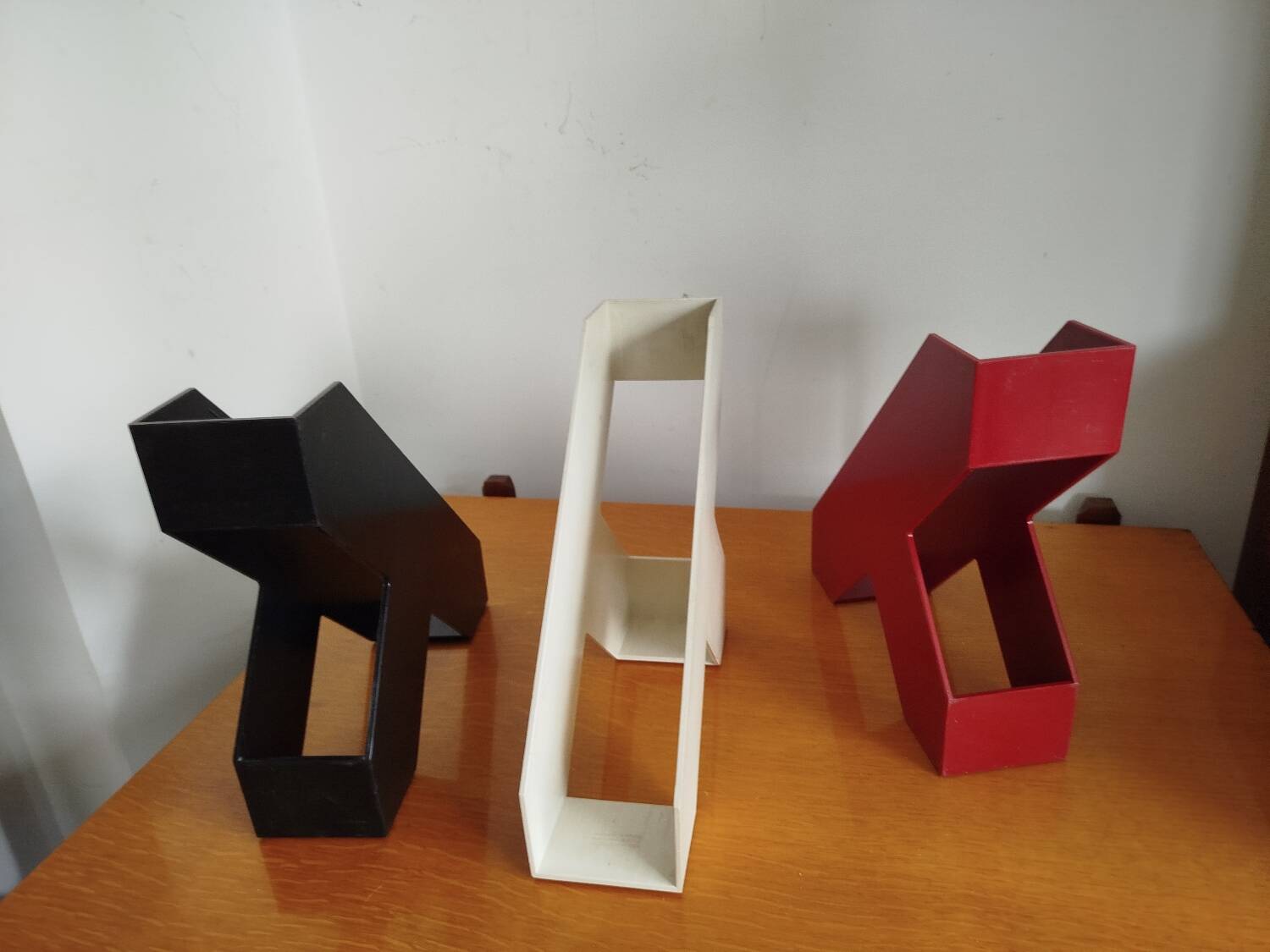 Walter Zeischegg magazine rack, 1970s