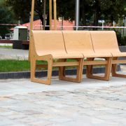 Symposio de banc en contreplaqué de hêtre par René Šulc pour TON, années 2010