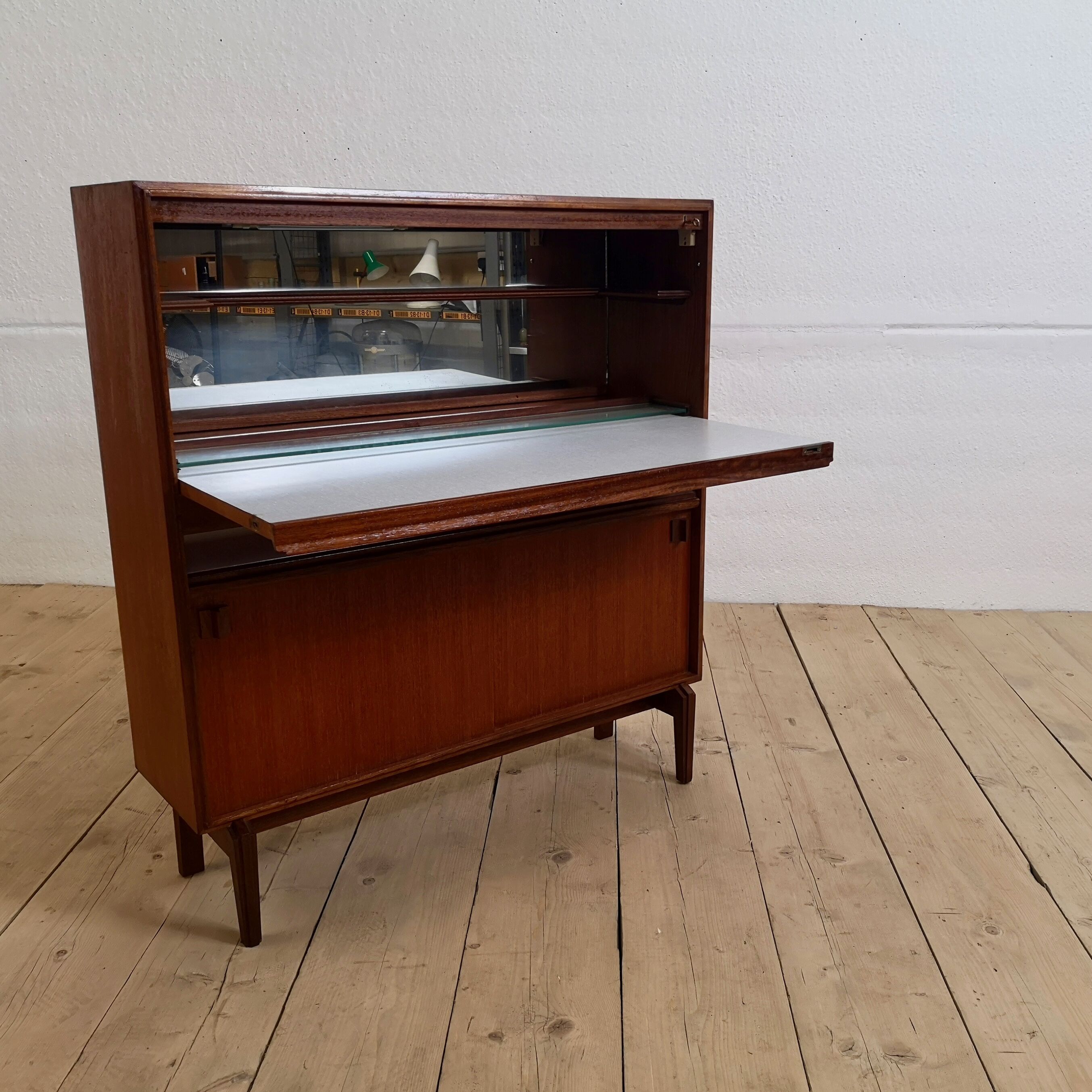 Mid-century Cocktail Cabinet By Beaver And Tapley