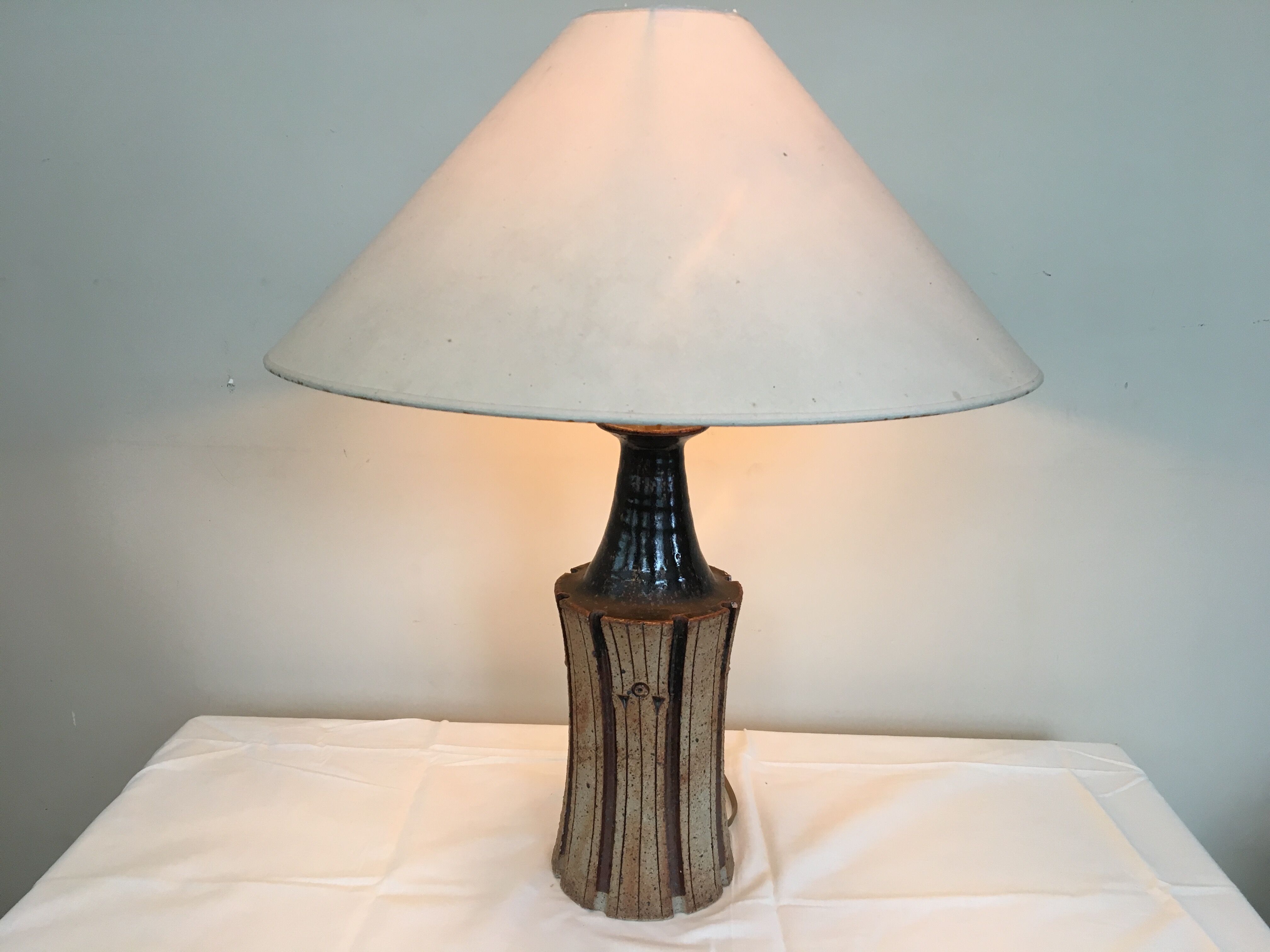 Sandstone table lamp