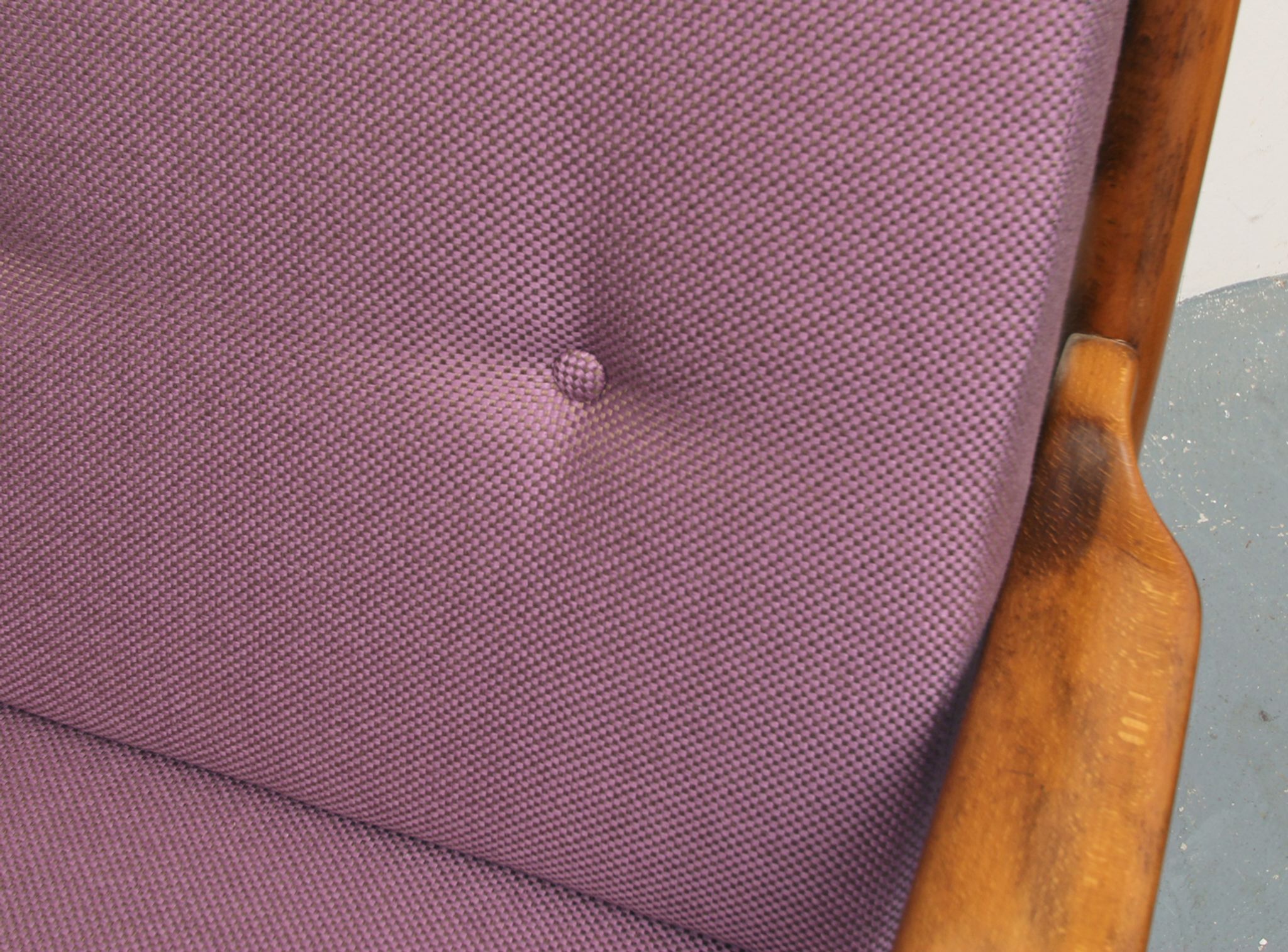 1960s armchair in lilac