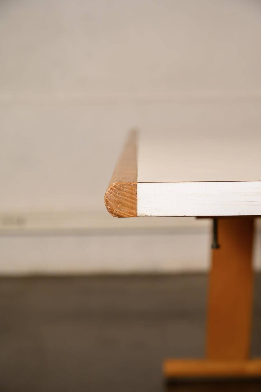 Trestle desk