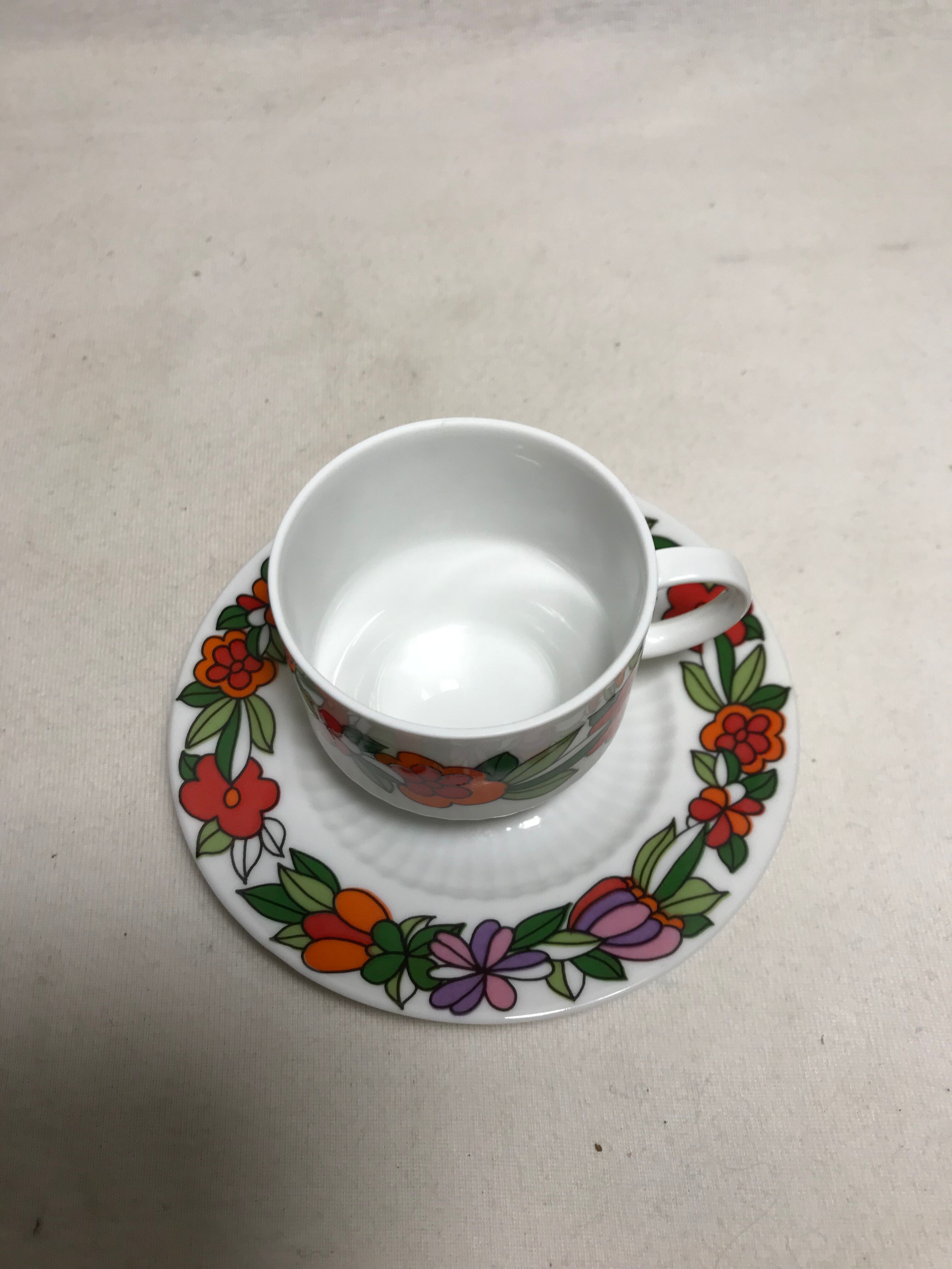 Serie 6 tasses anciennes Kaiser vintage