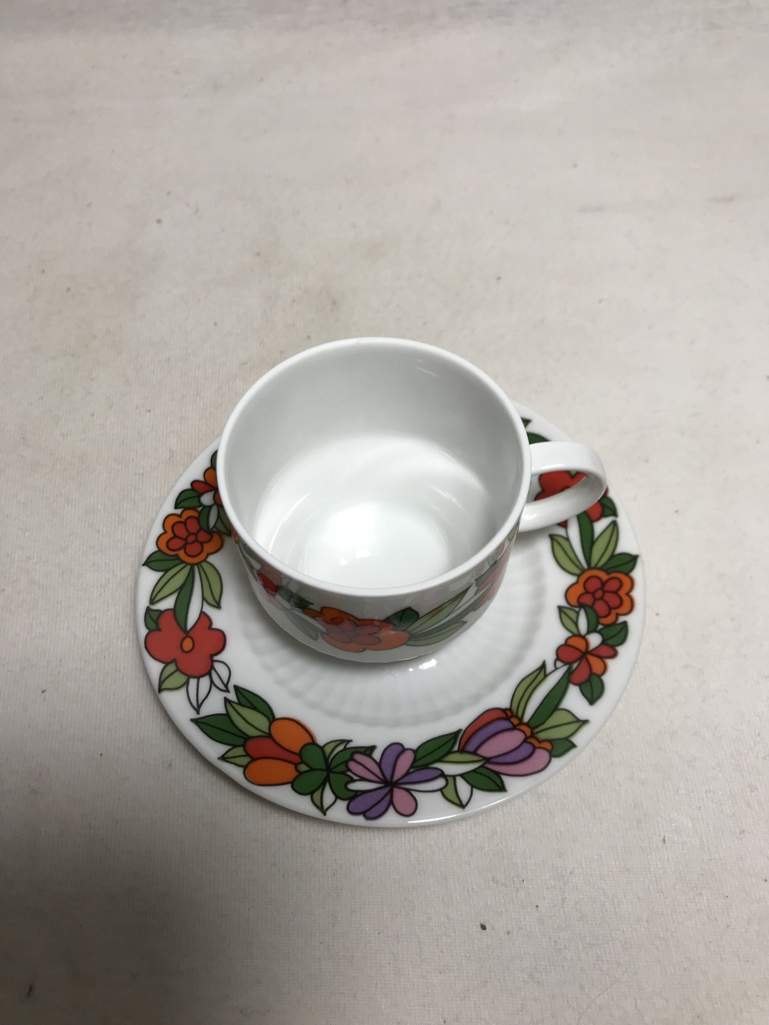 Series 6 cups old kaiser ceramic white + flowers vintage designs