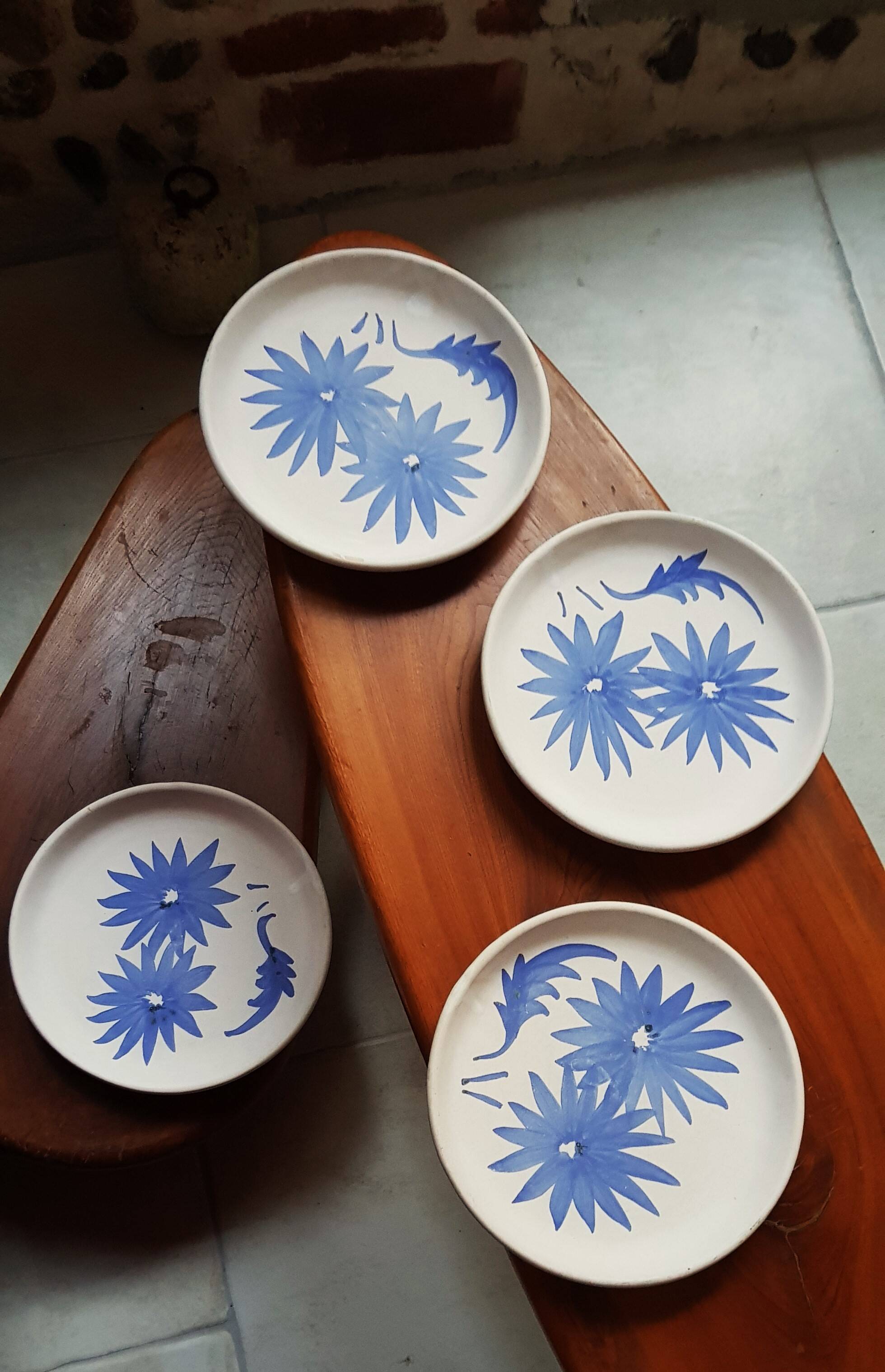 4 vintage ceramic plates Sars Poterie