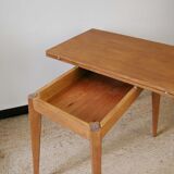 Scandinavian-style system table