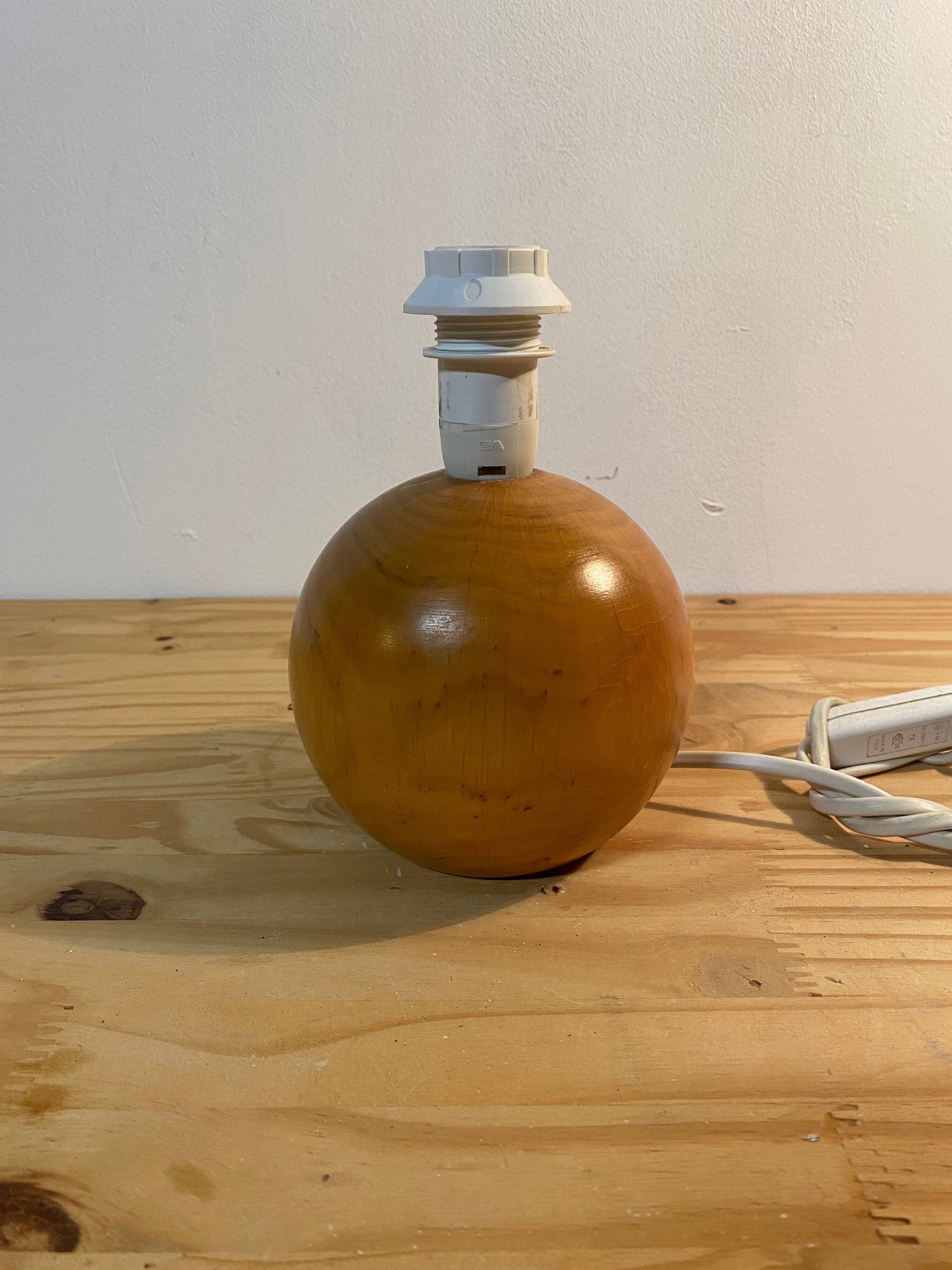 Vintage wooden ball lamp